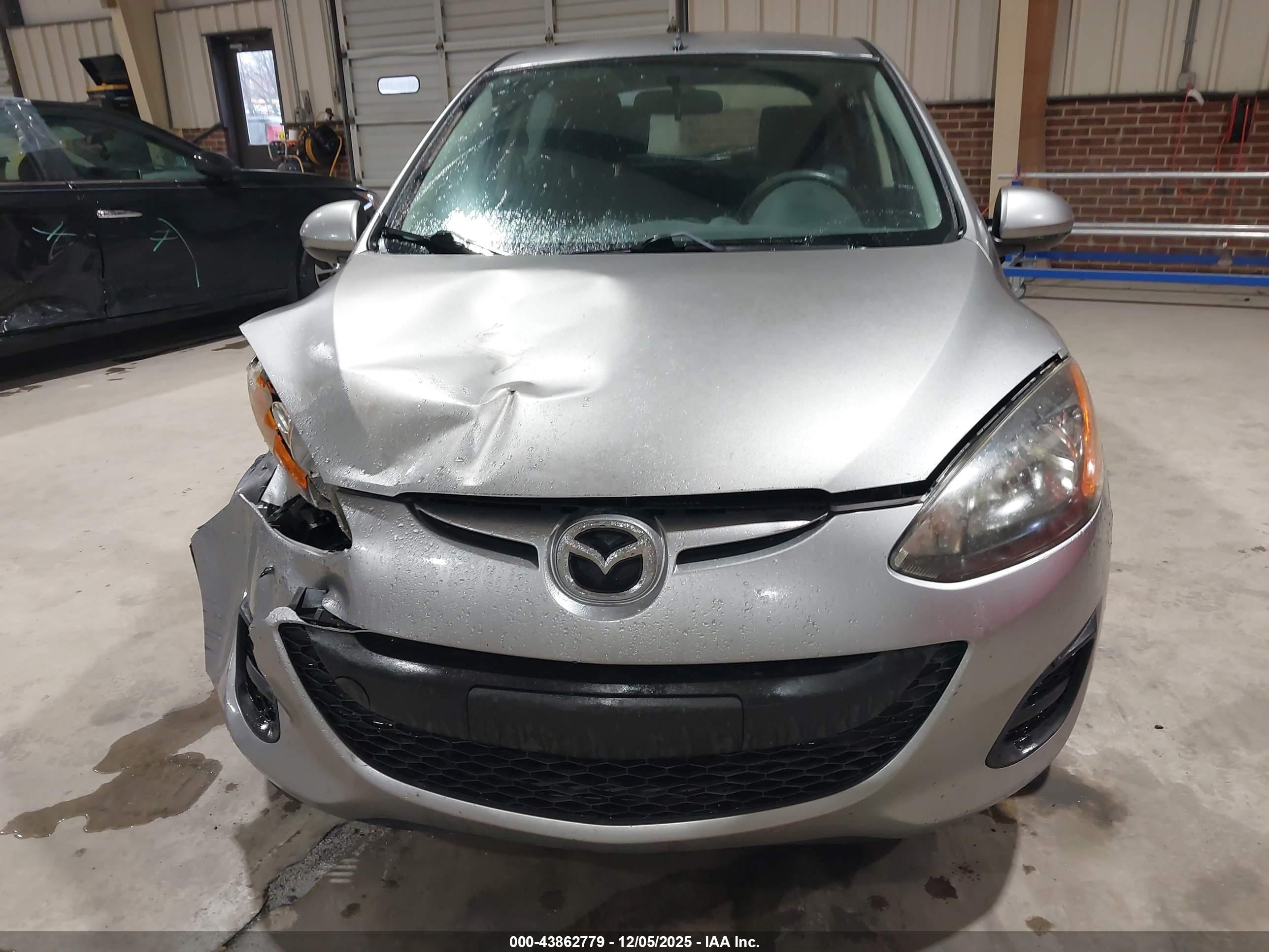 MAZDA MAZDA2 image 6