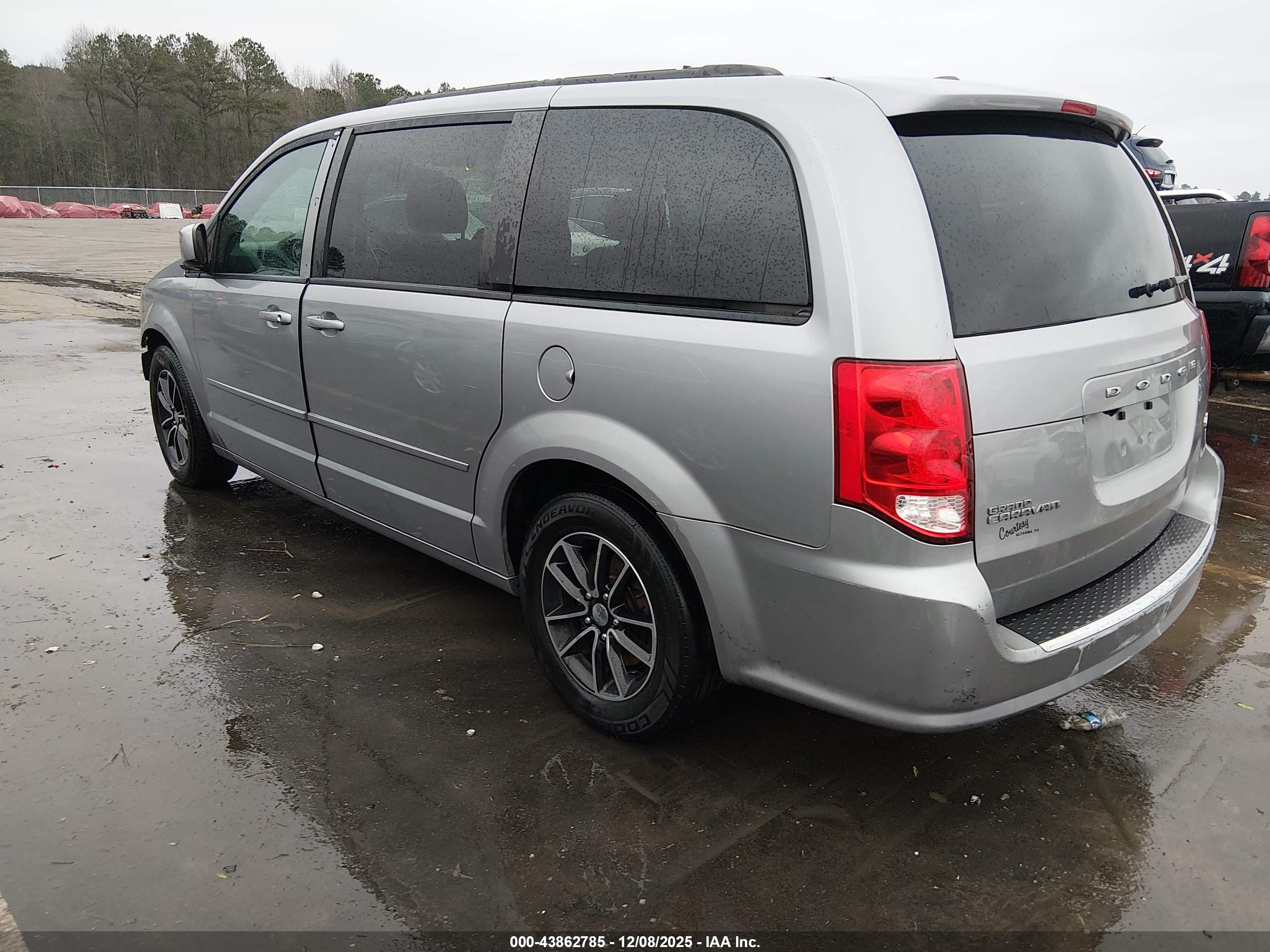 DODGE GRAND image 3