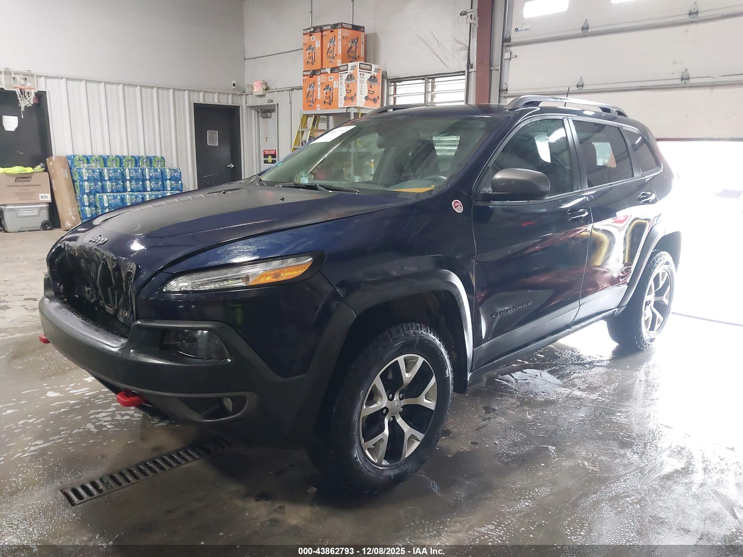 JEEP CHEROKEE image 2