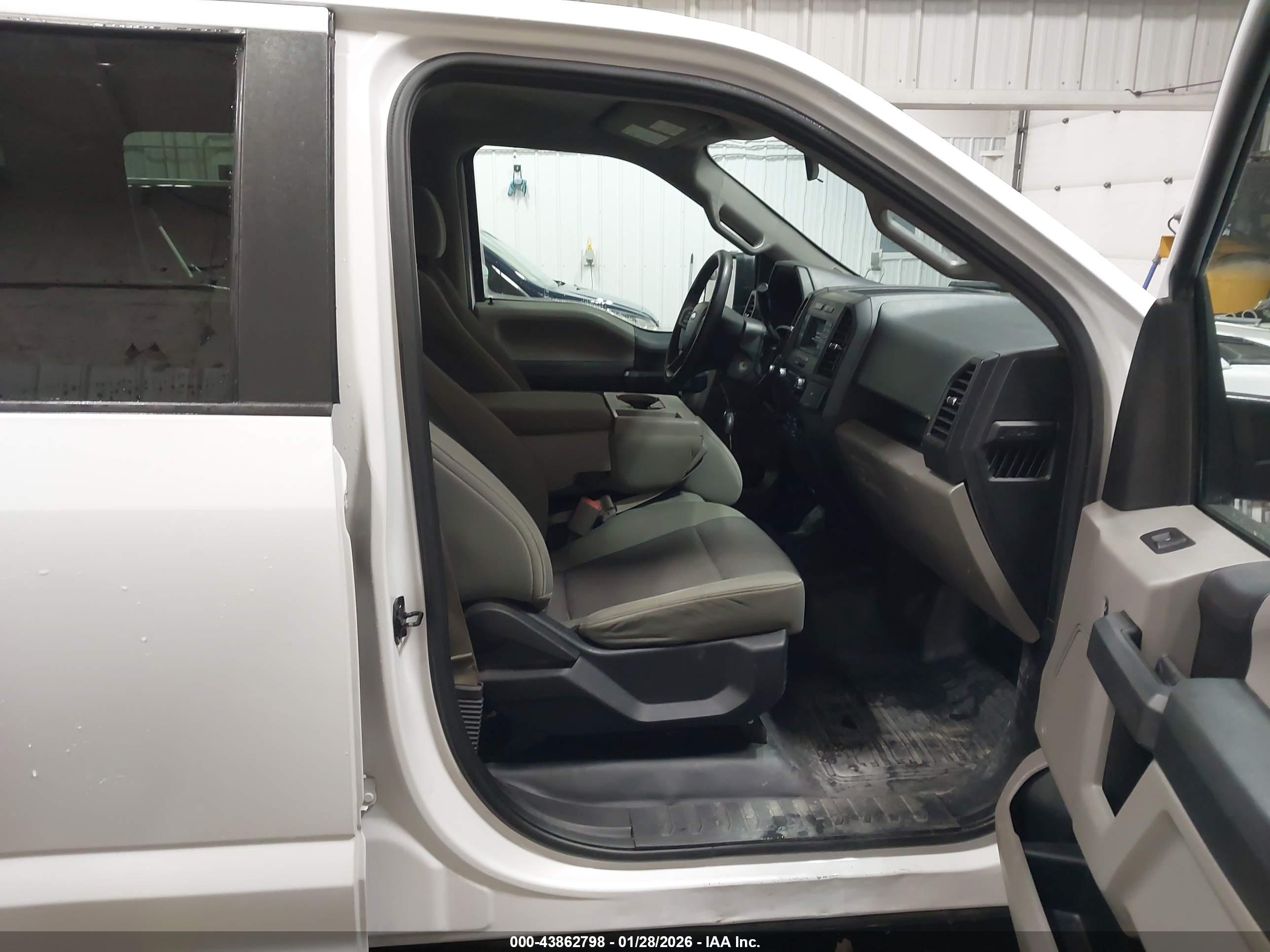 FORD F-150 image 5
