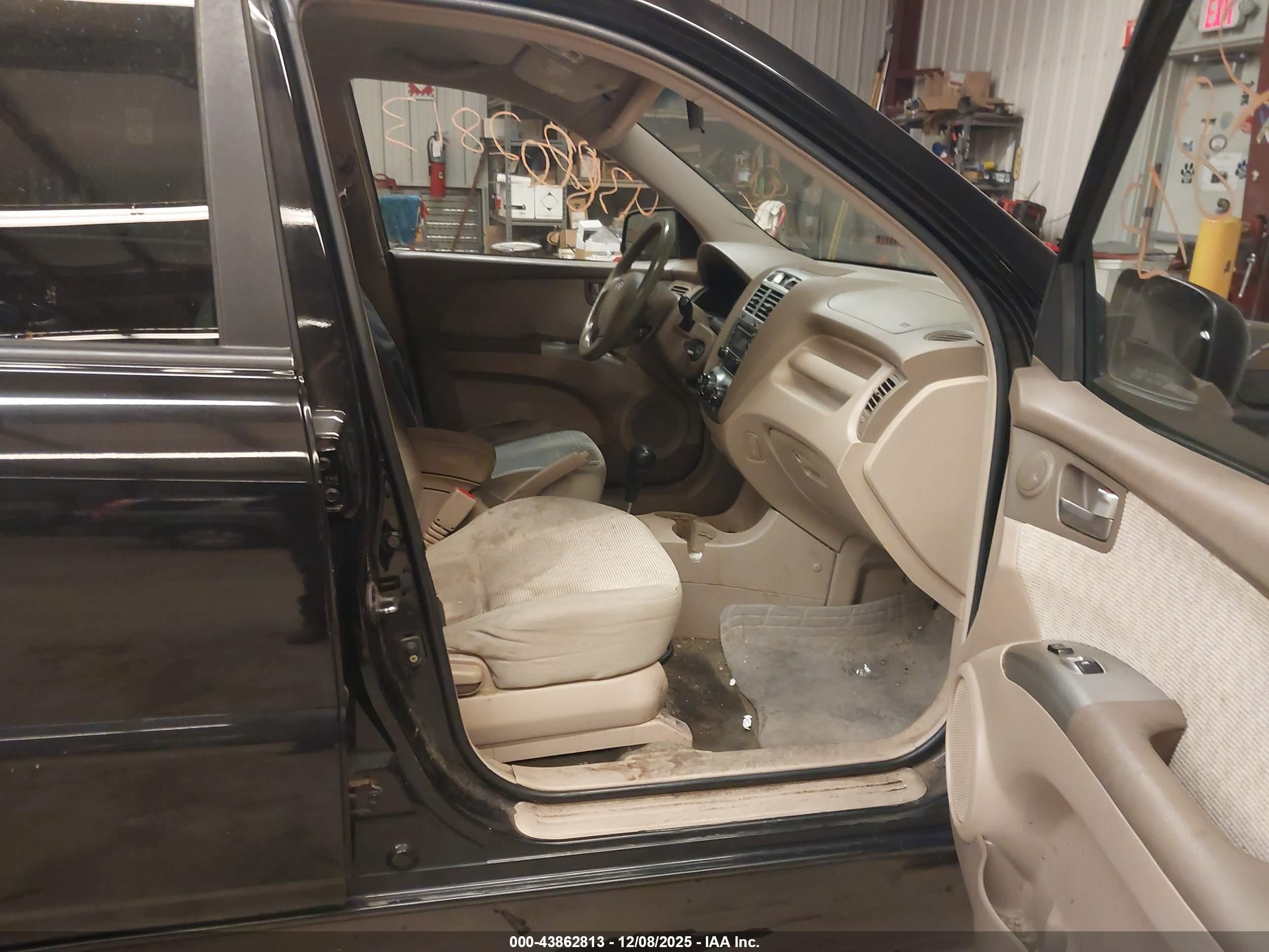 KIA SPORTAGE image 5
