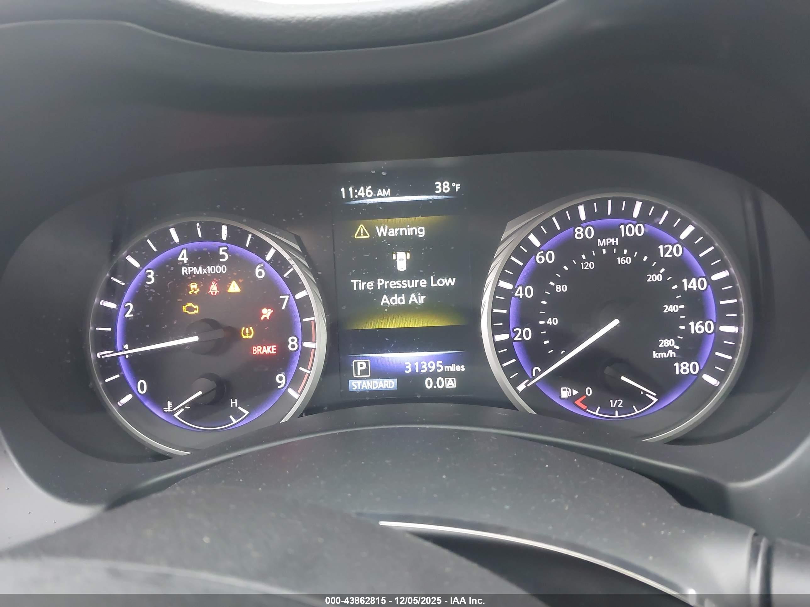 INFINITI Q50 image 7