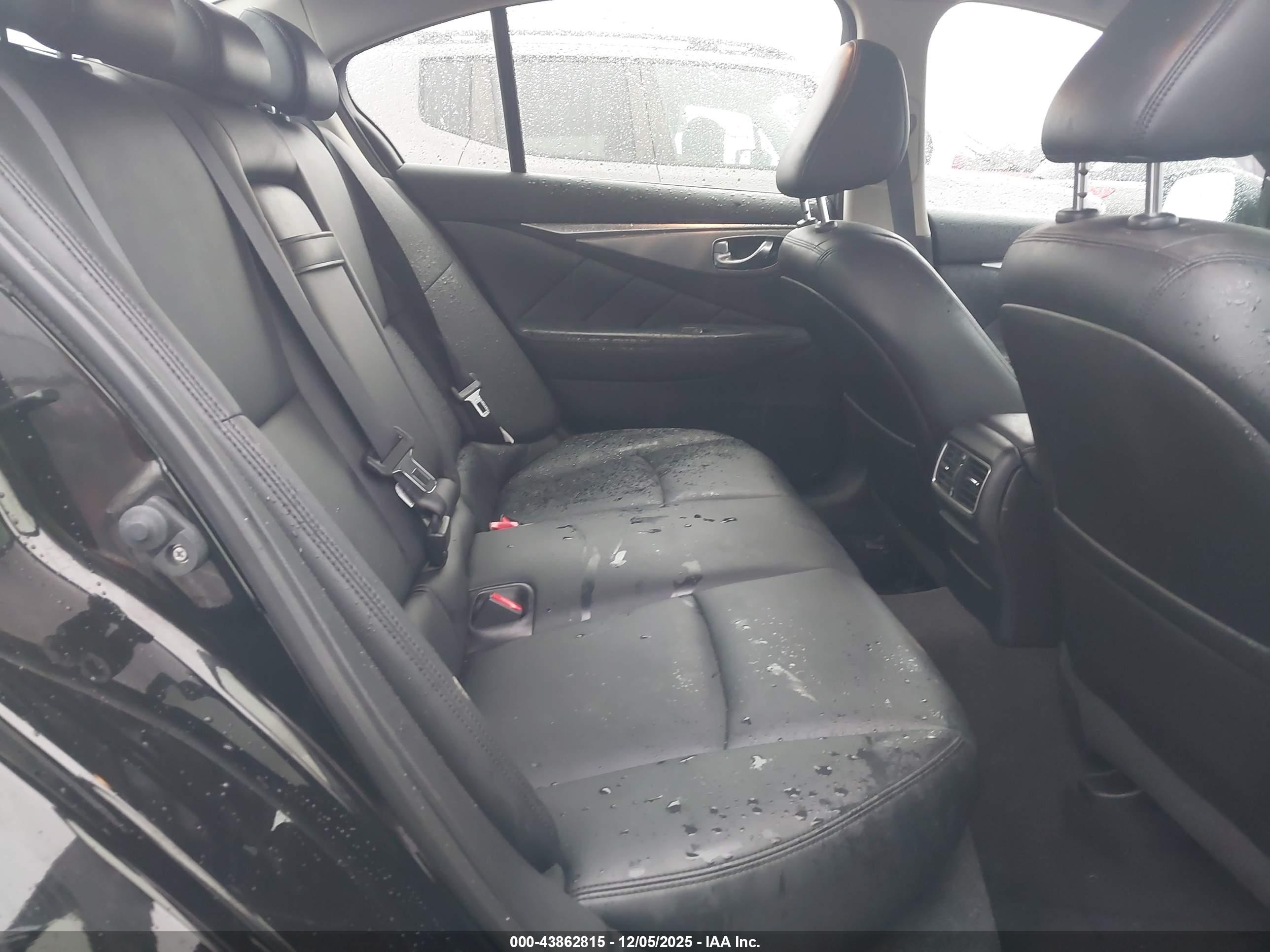INFINITI Q50 image 8