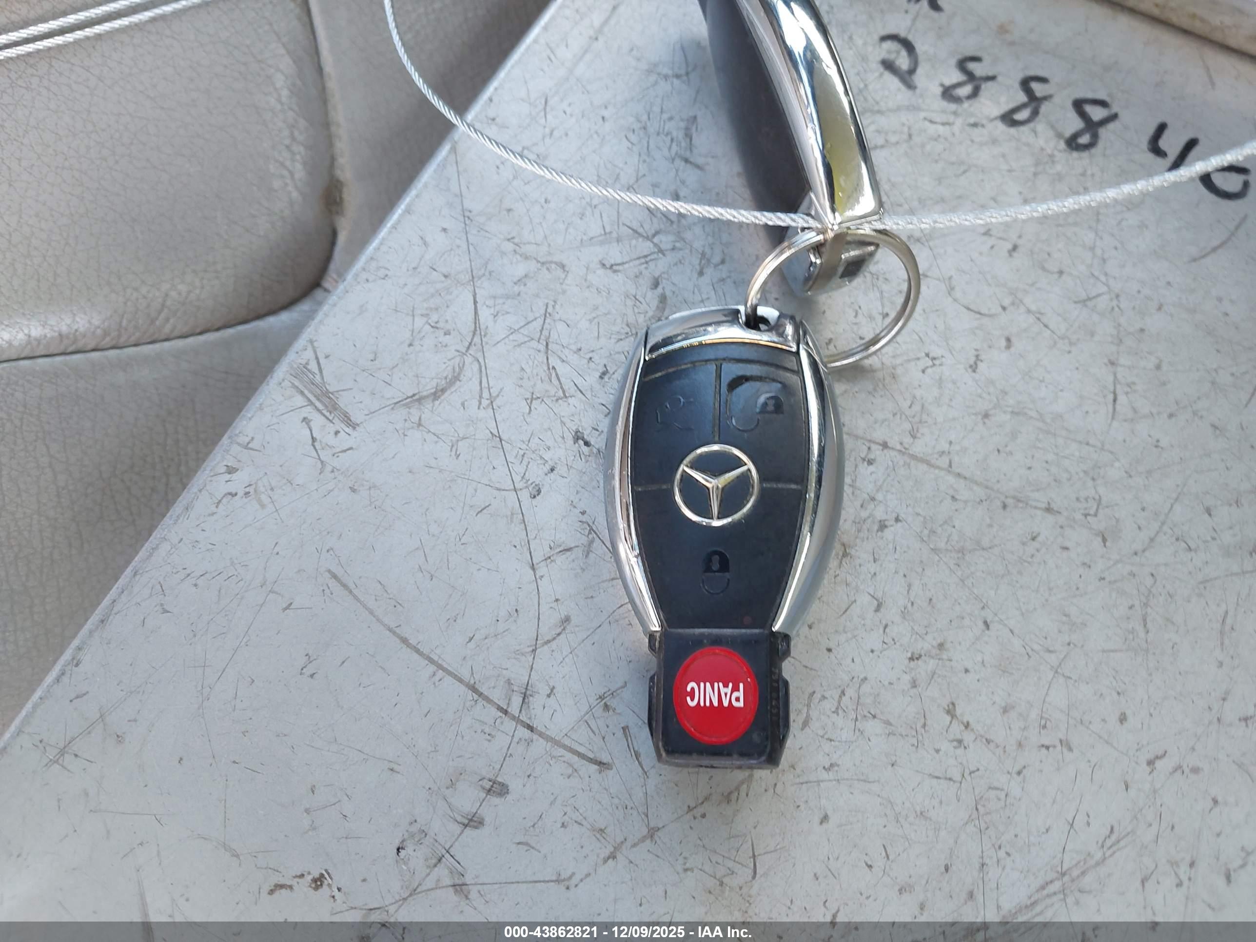 MERCEDES-BENZ SLK image 11