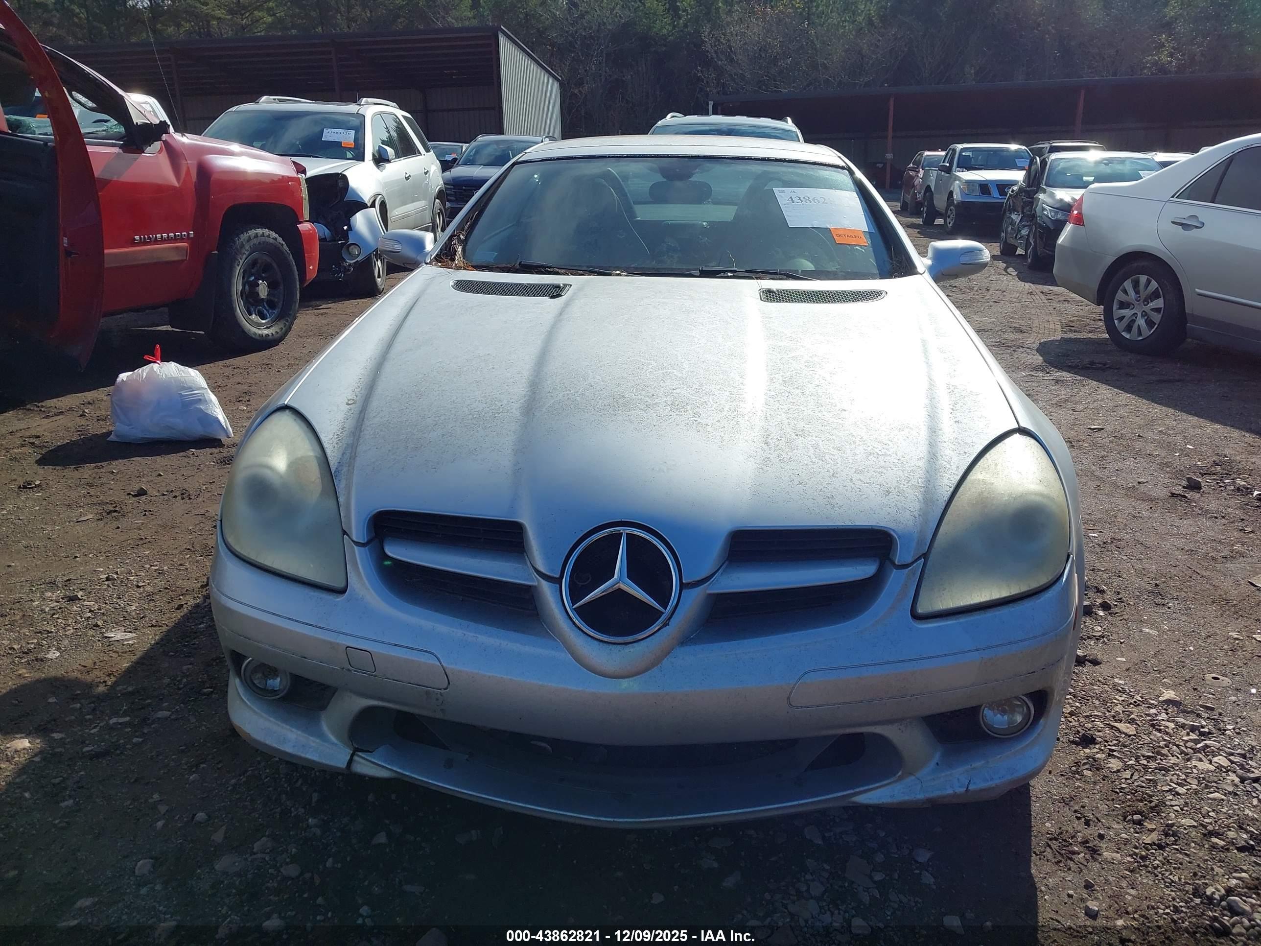 MERCEDES-BENZ SLK image 6