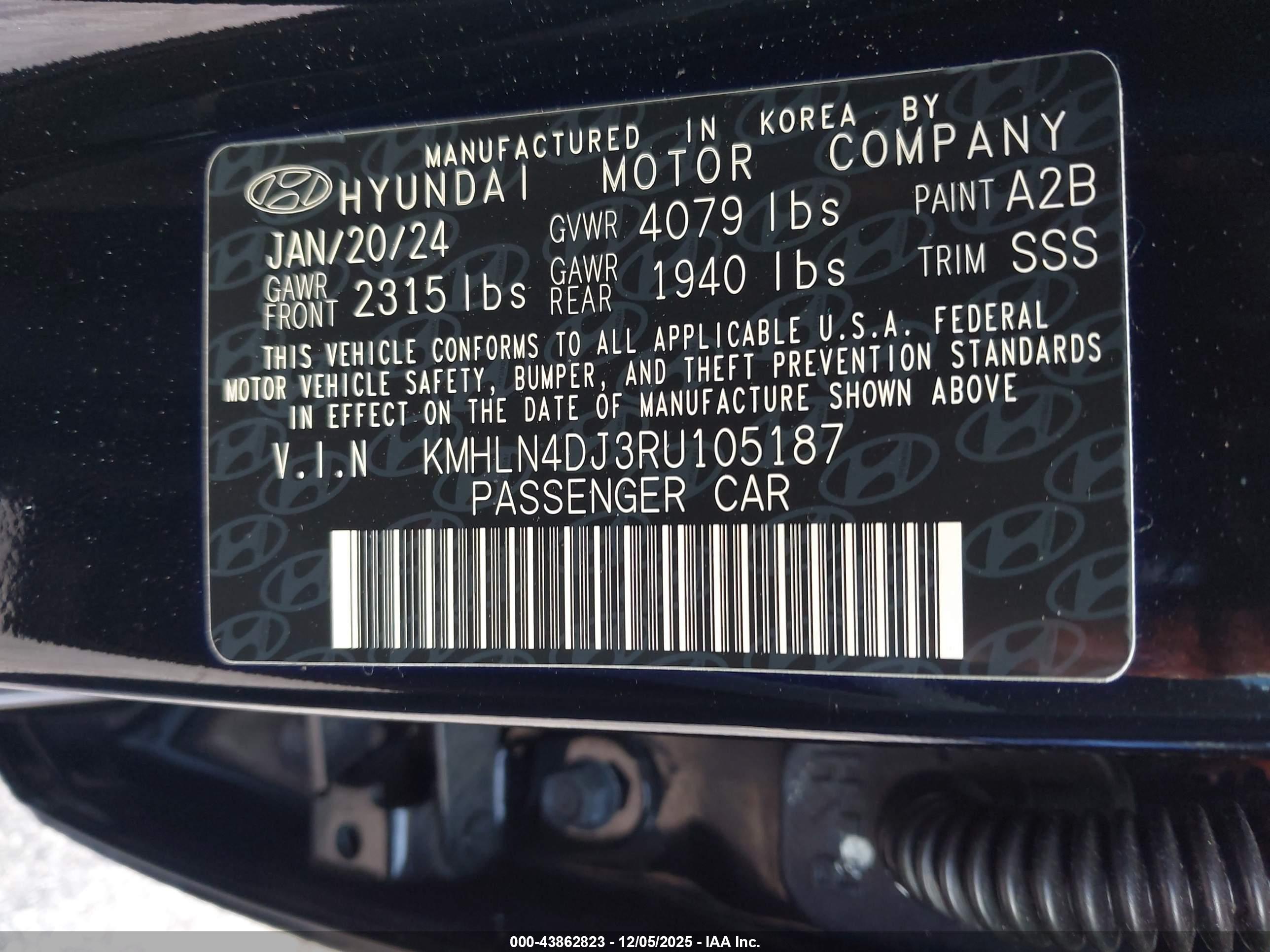 HYUNDAI ELANTRA image 9