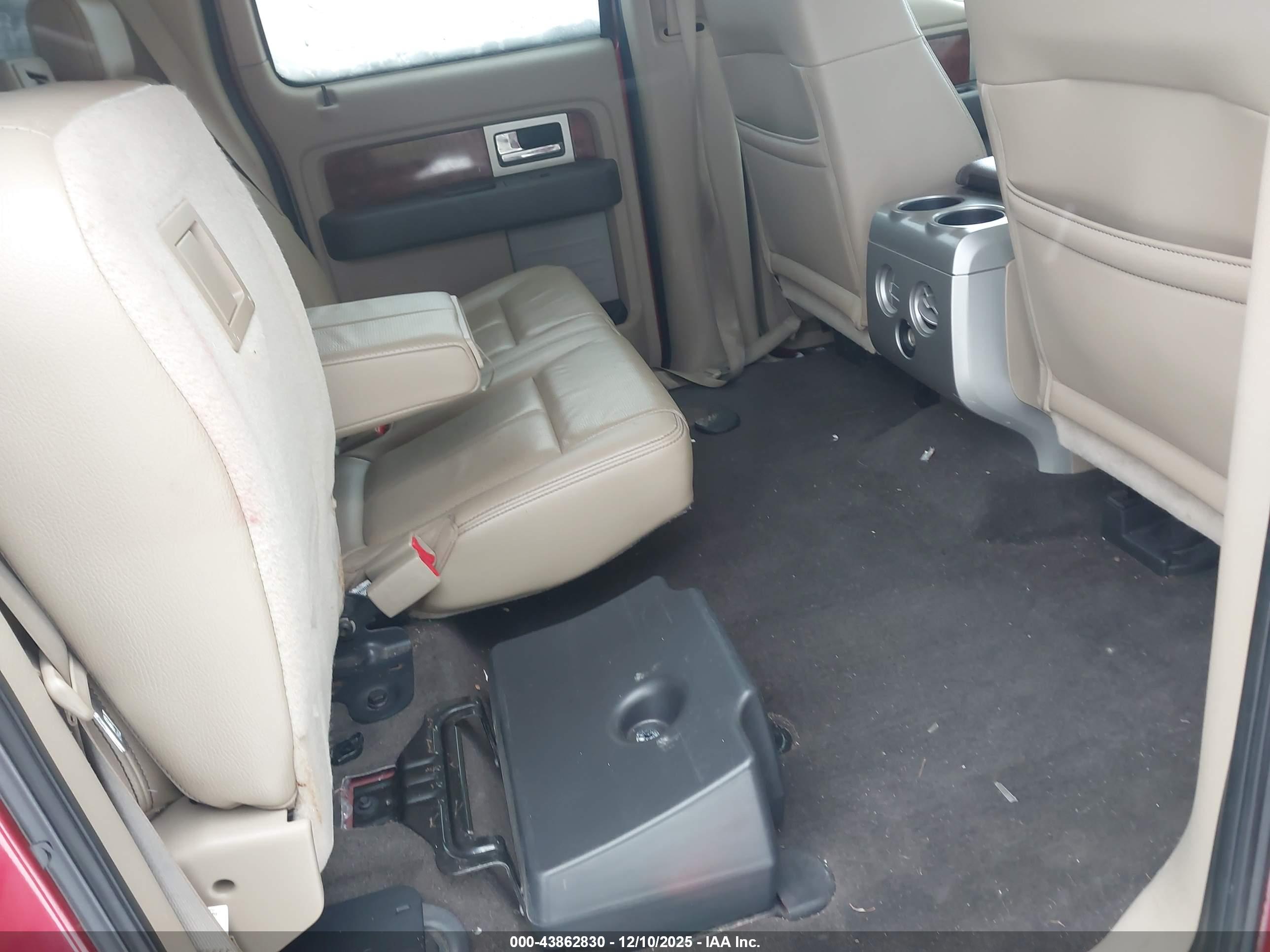 FORD F-150 image 8