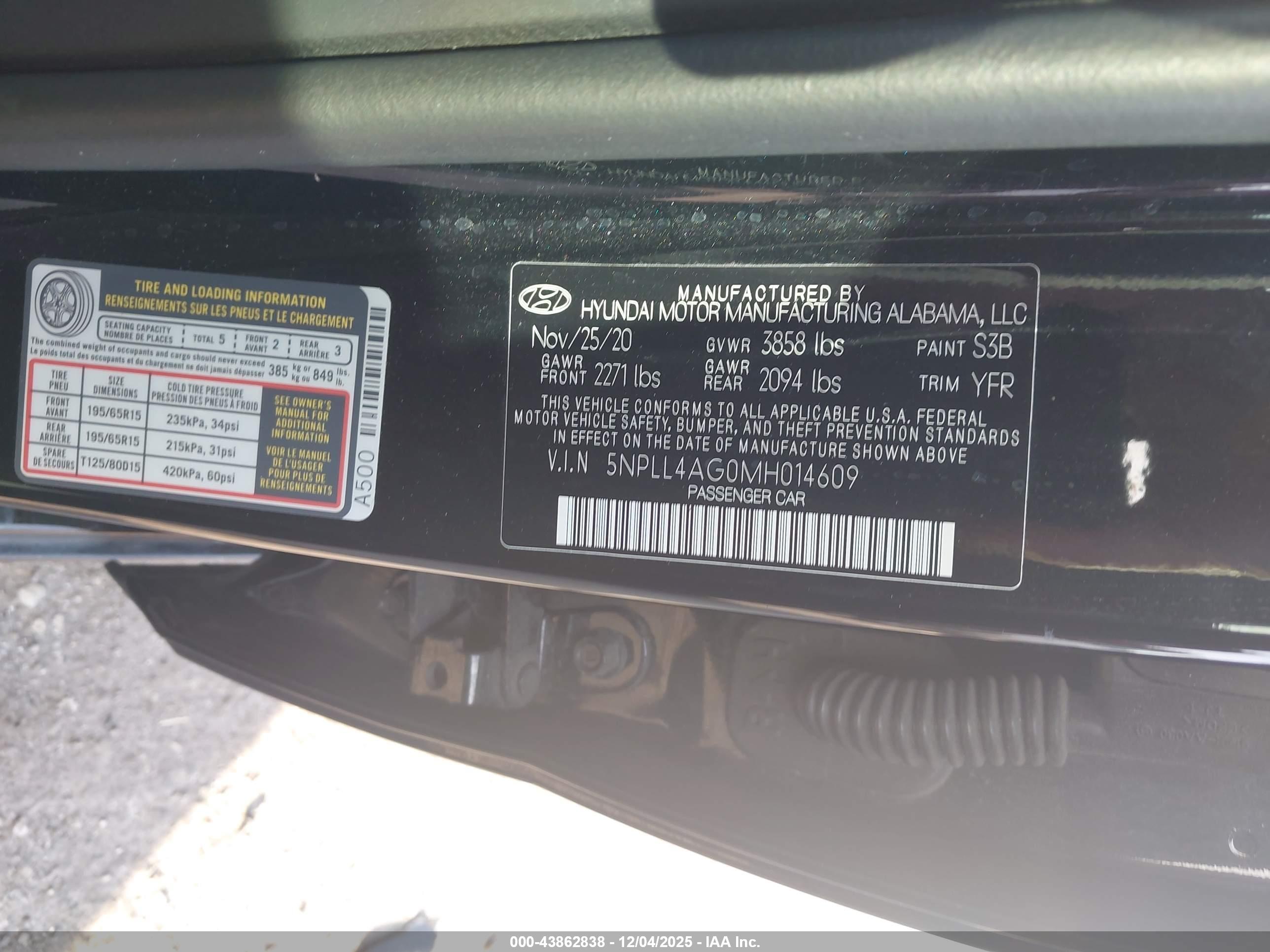 HYUNDAI ELANTRA image 9