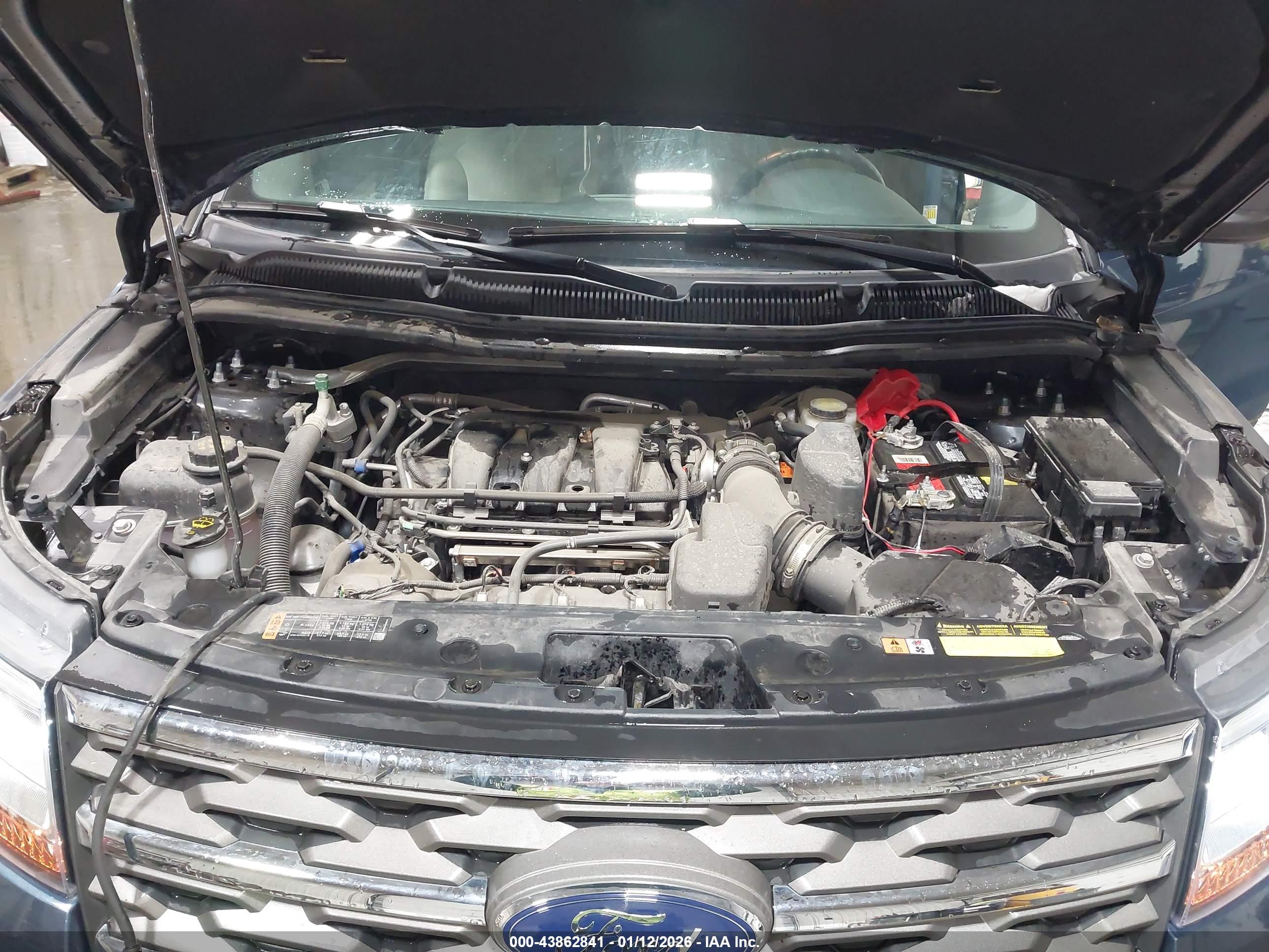FORD EXPLORER image 10