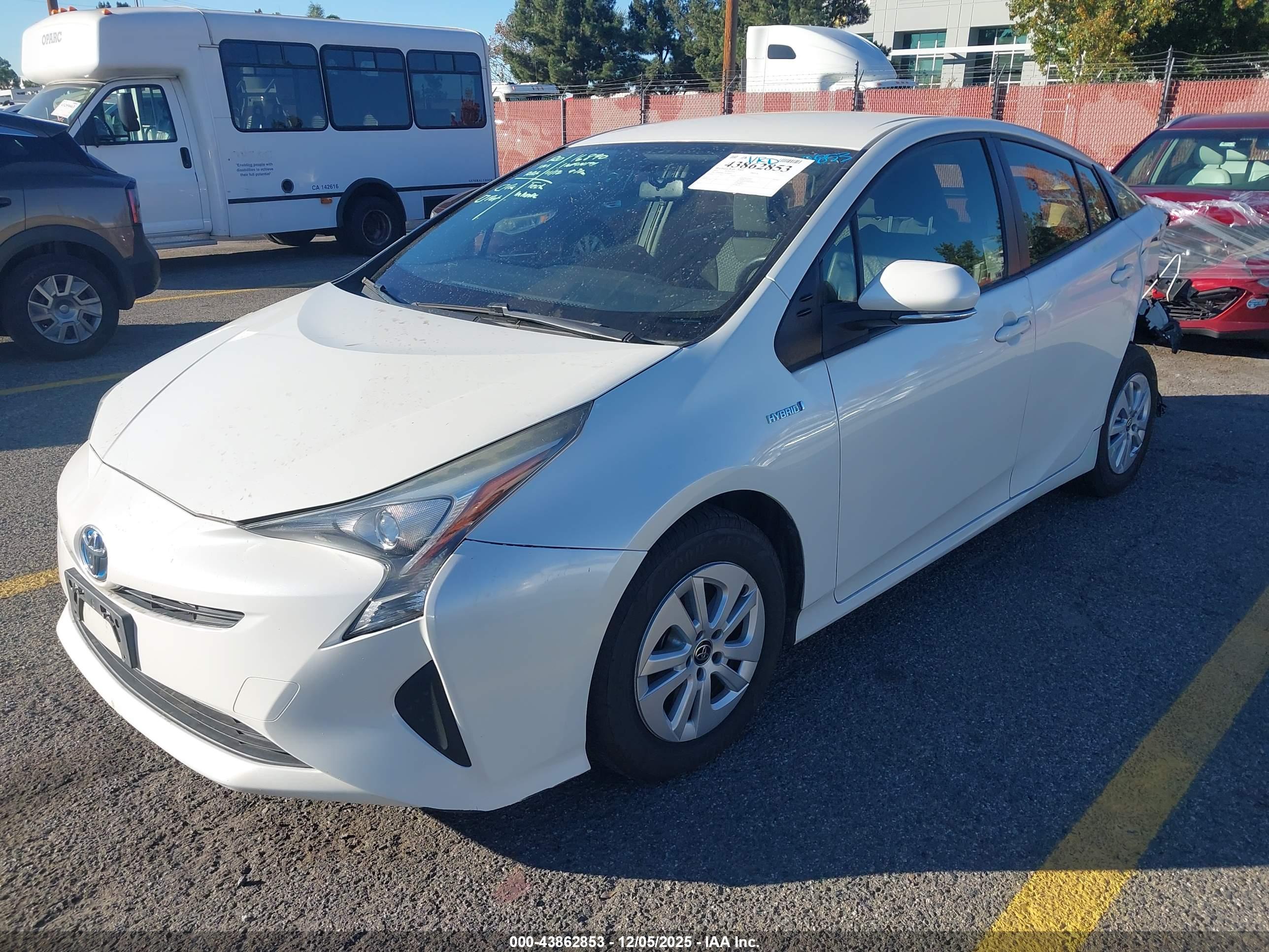 TOYOTA PRIUS image 2