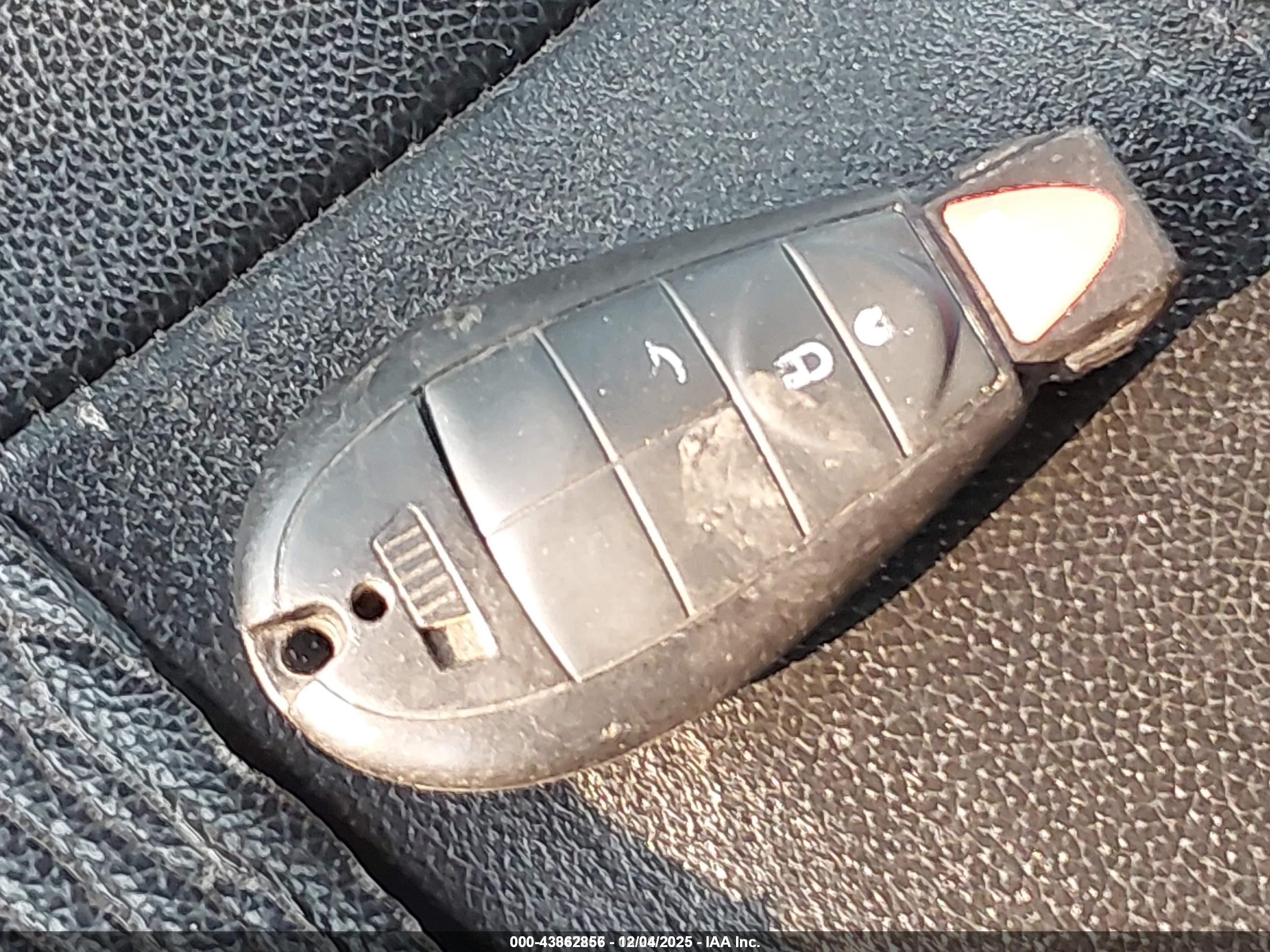 CHRYSLER TOWN image 11