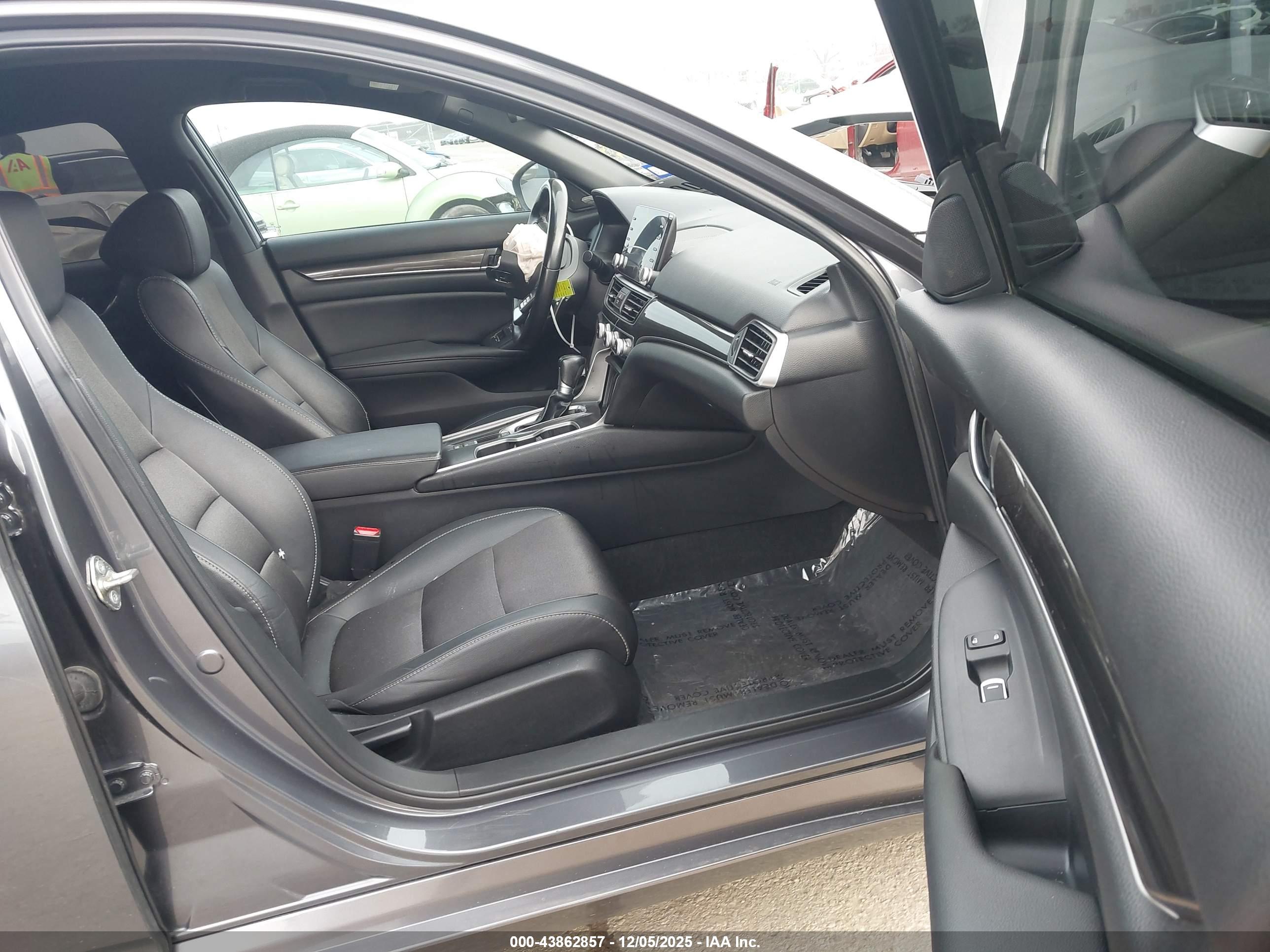 HONDA ACCORD image 5