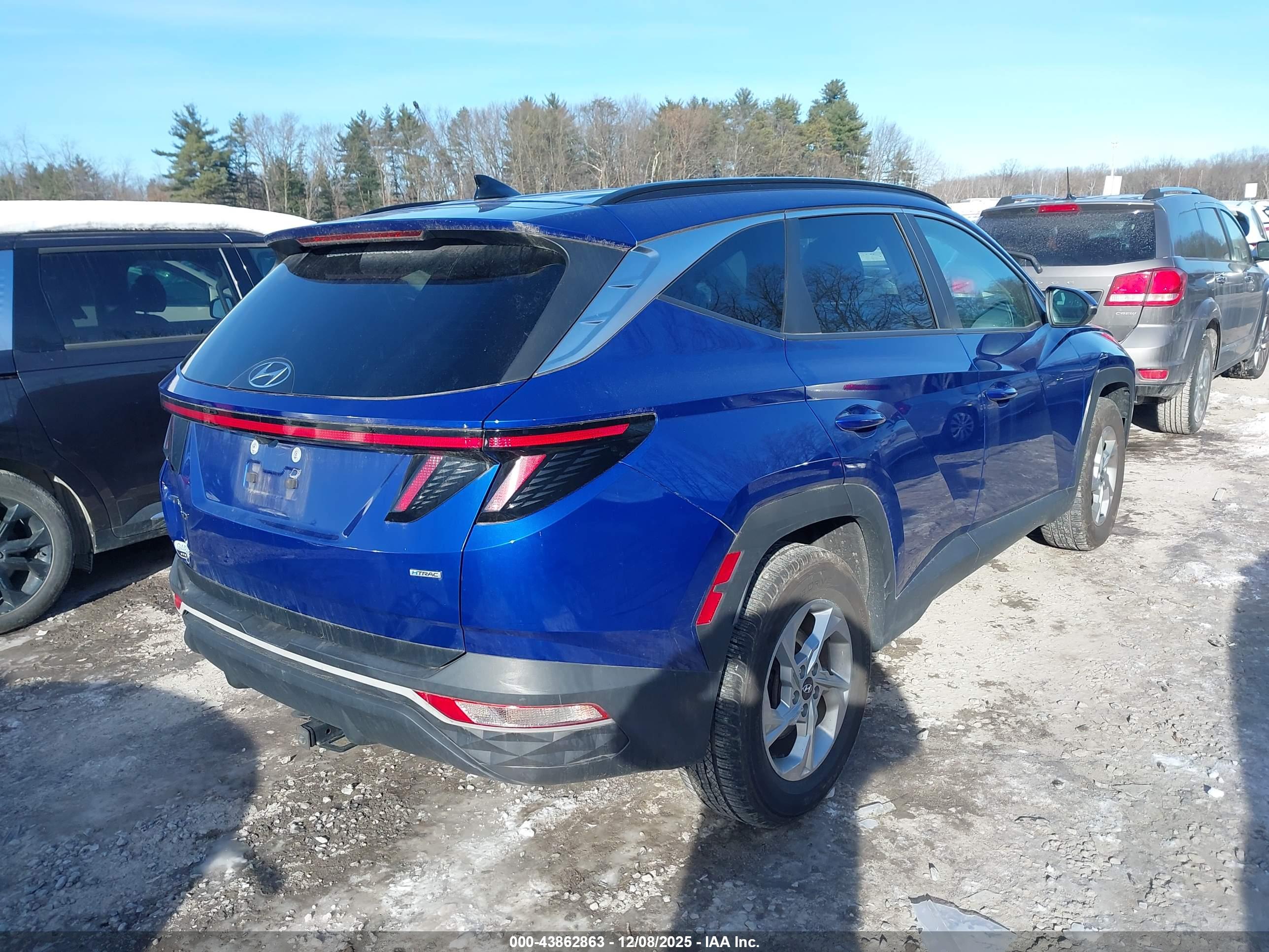 HYUNDAI TUCSON image 4