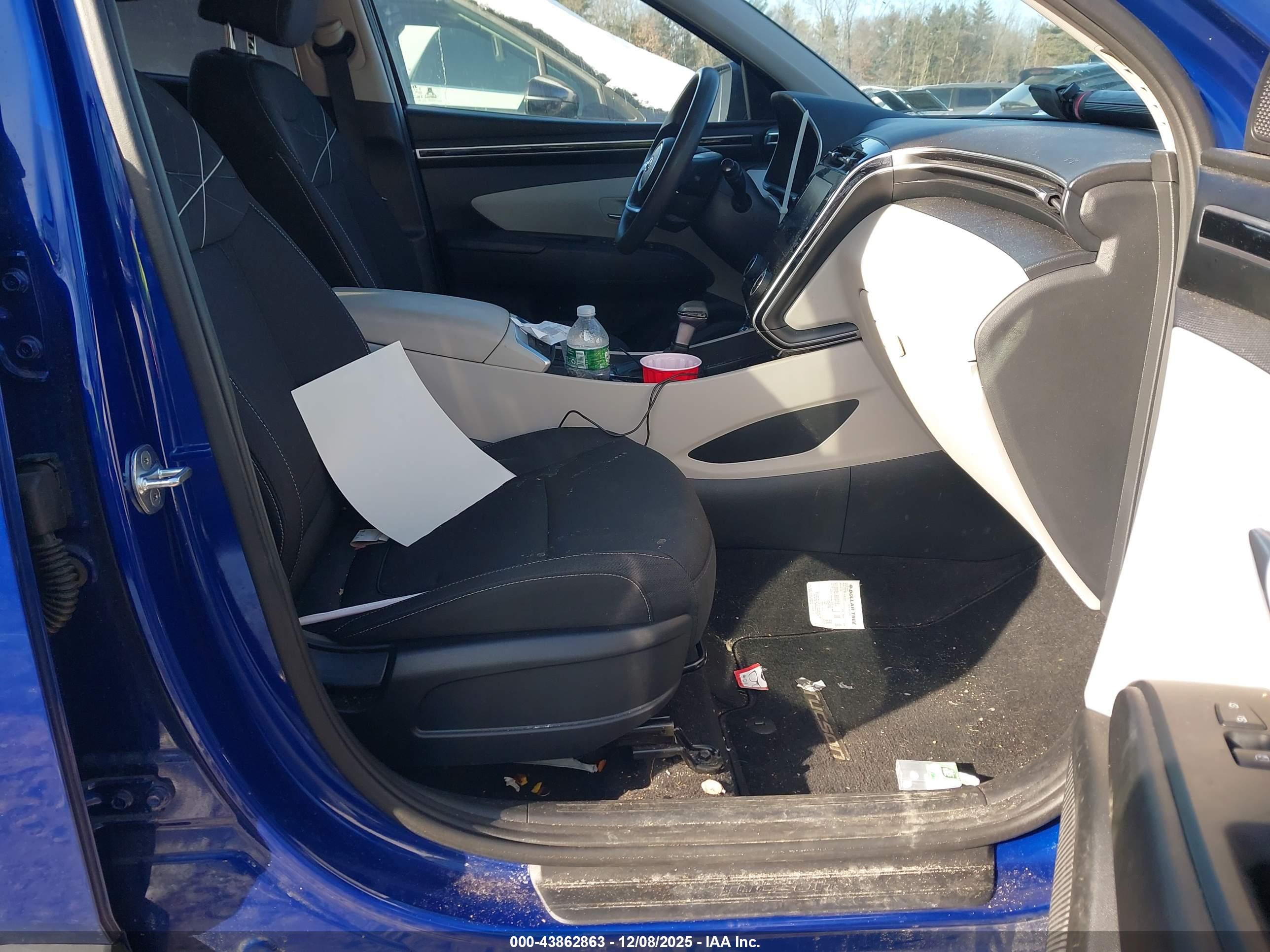 HYUNDAI TUCSON image 5