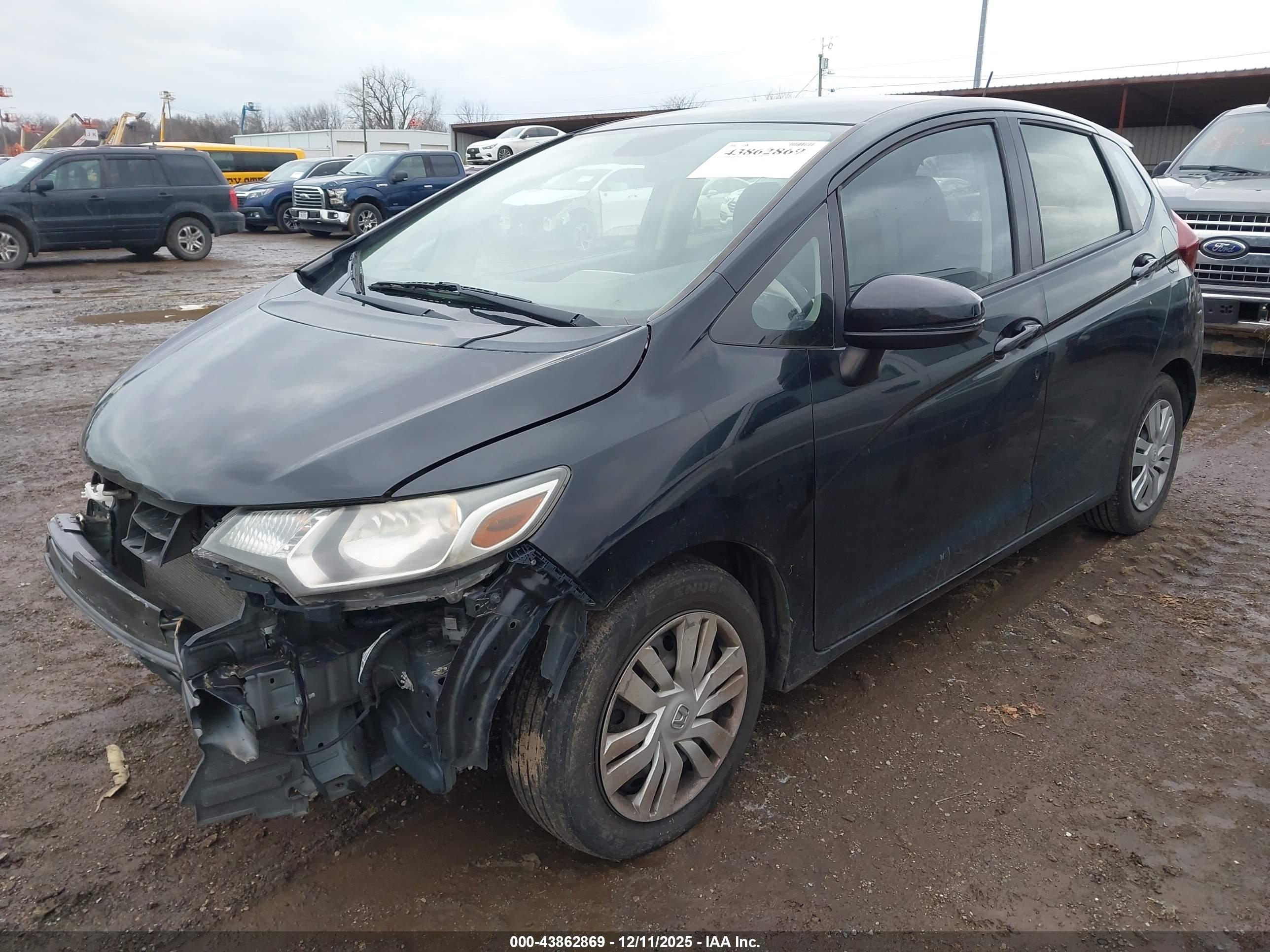 HONDA FIT image 2