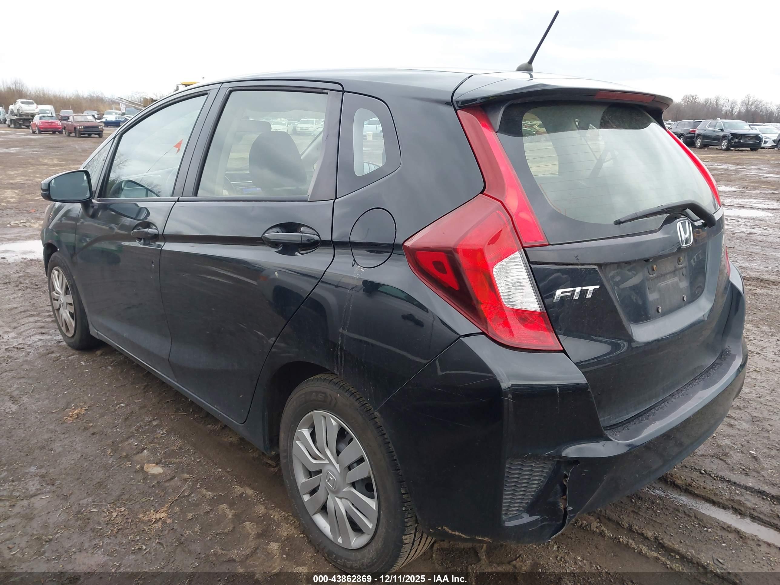 HONDA FIT image 3
