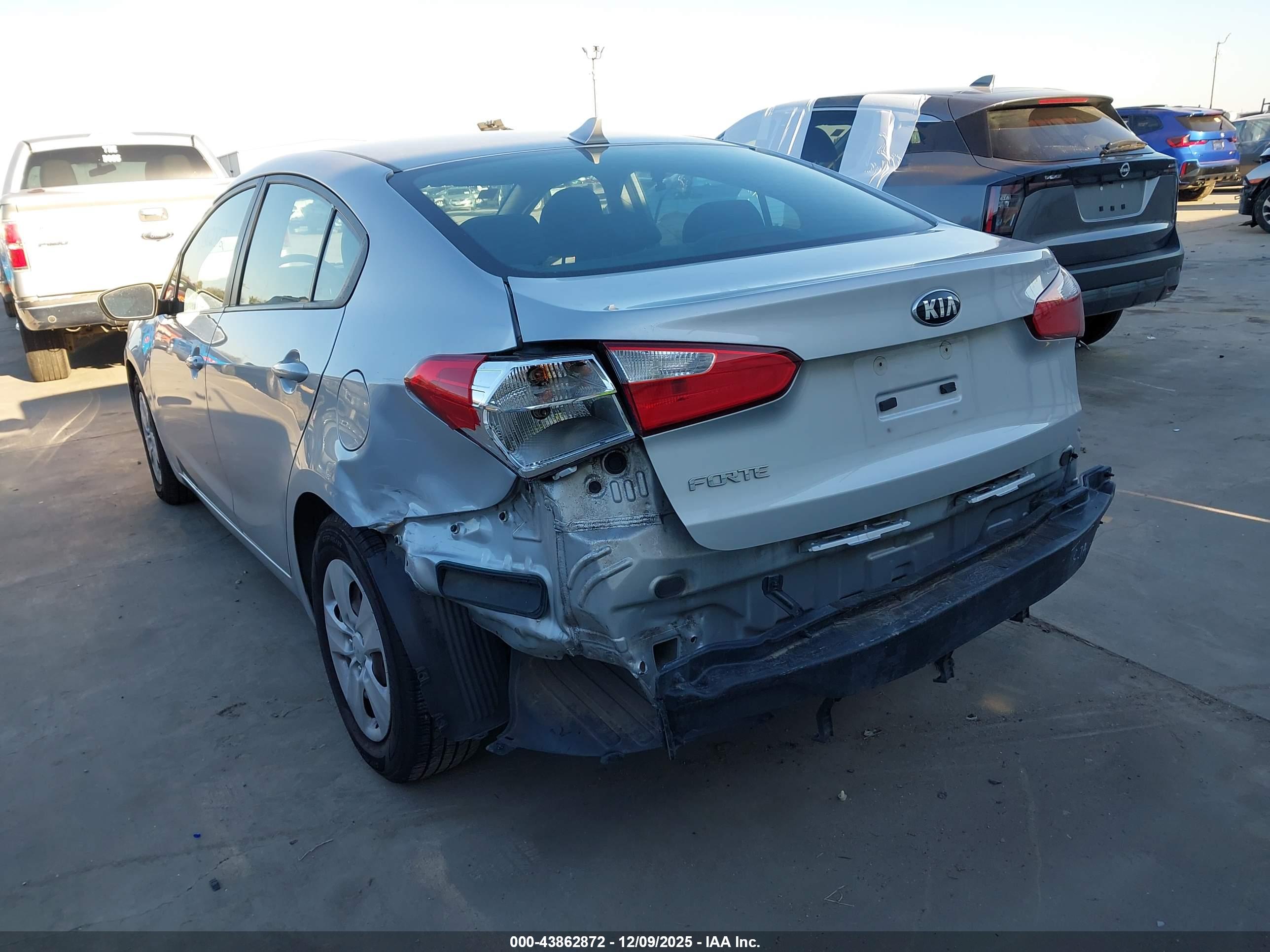 KIA FORTE image 3