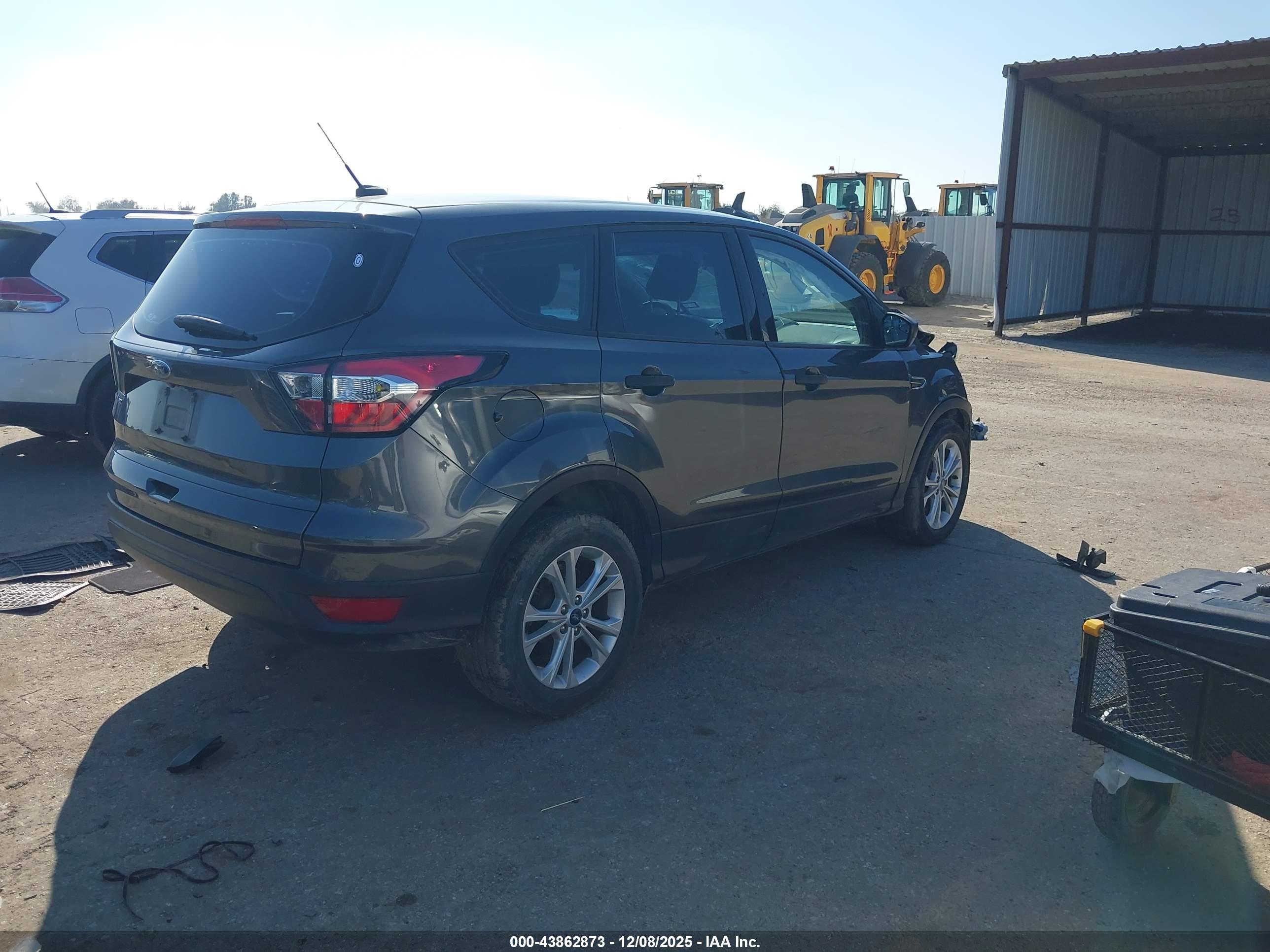 FORD ESCAPE image 4