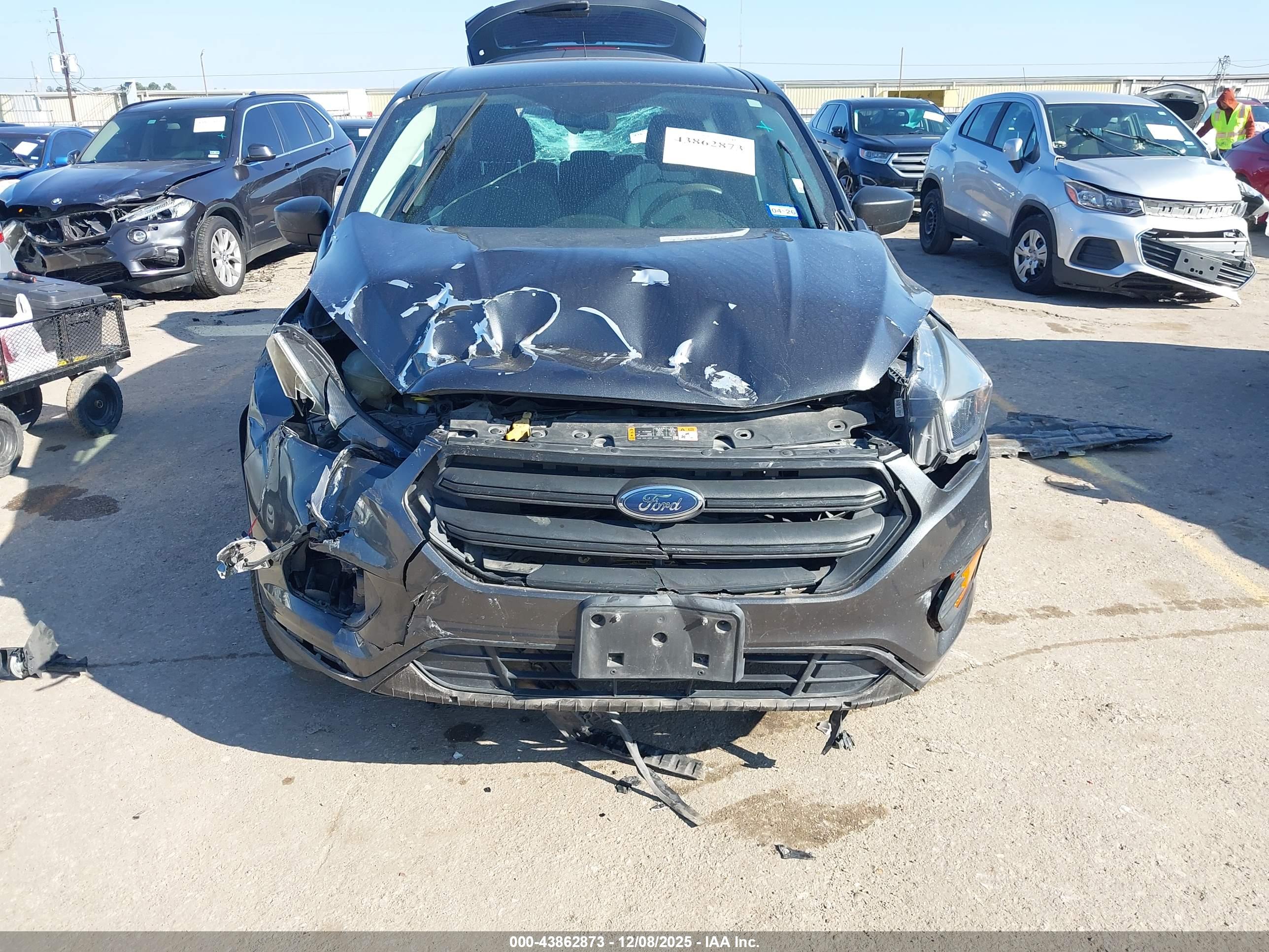 FORD ESCAPE image 6