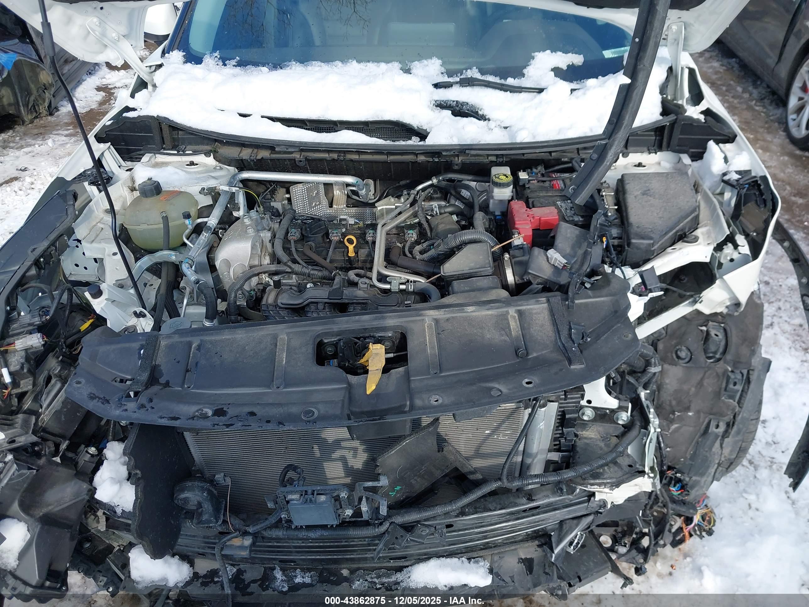 NISSAN ROGUE image 10