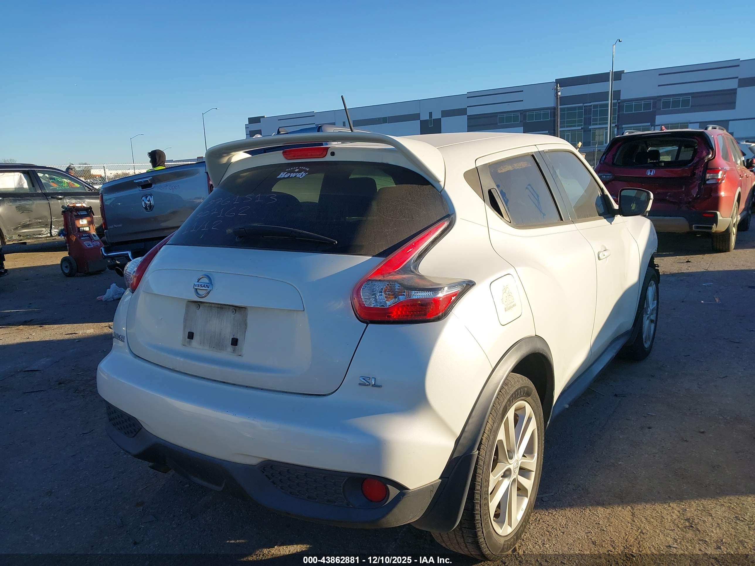 NISSAN JUKE image 4