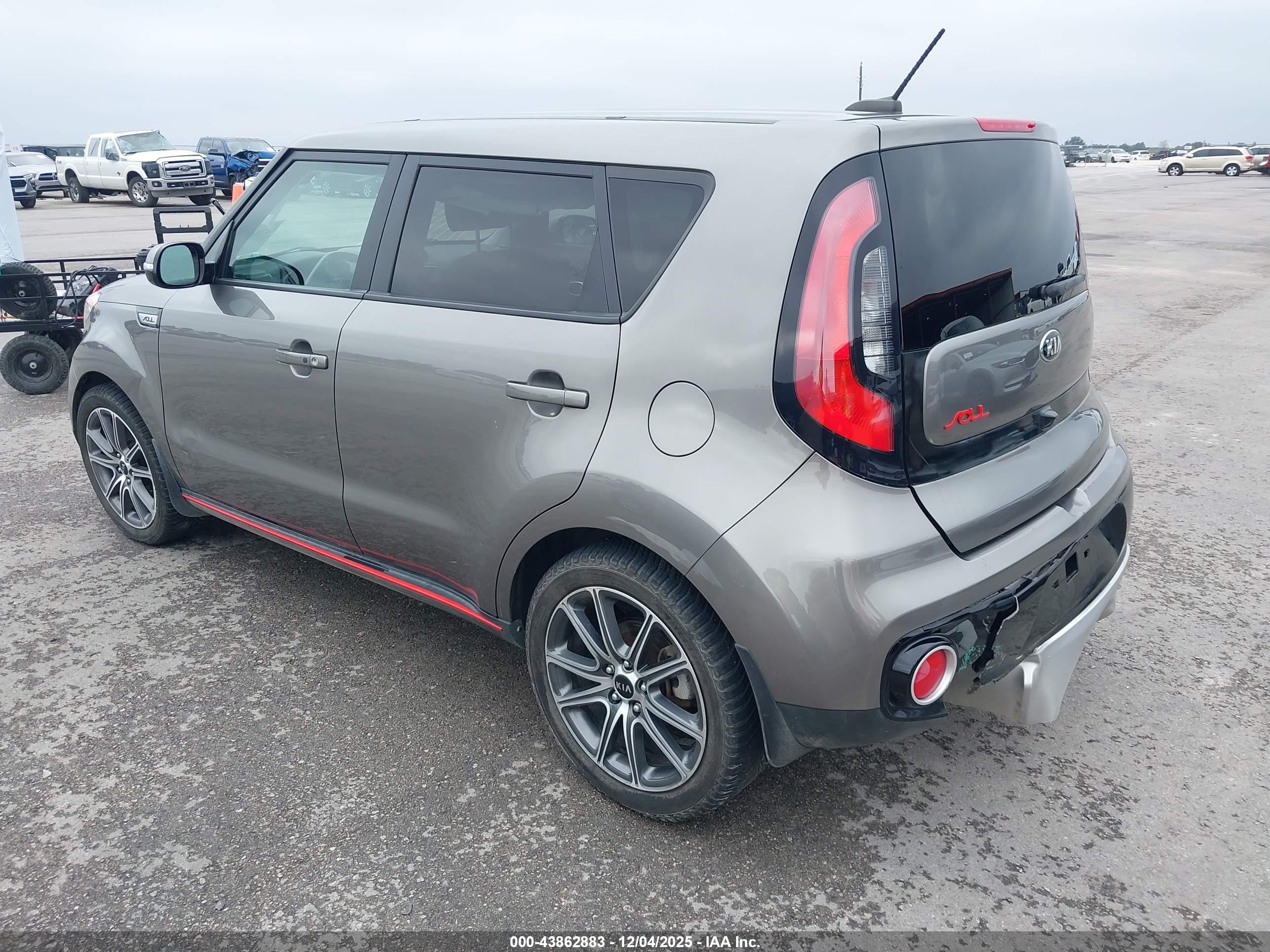 KIA SOUL image 3