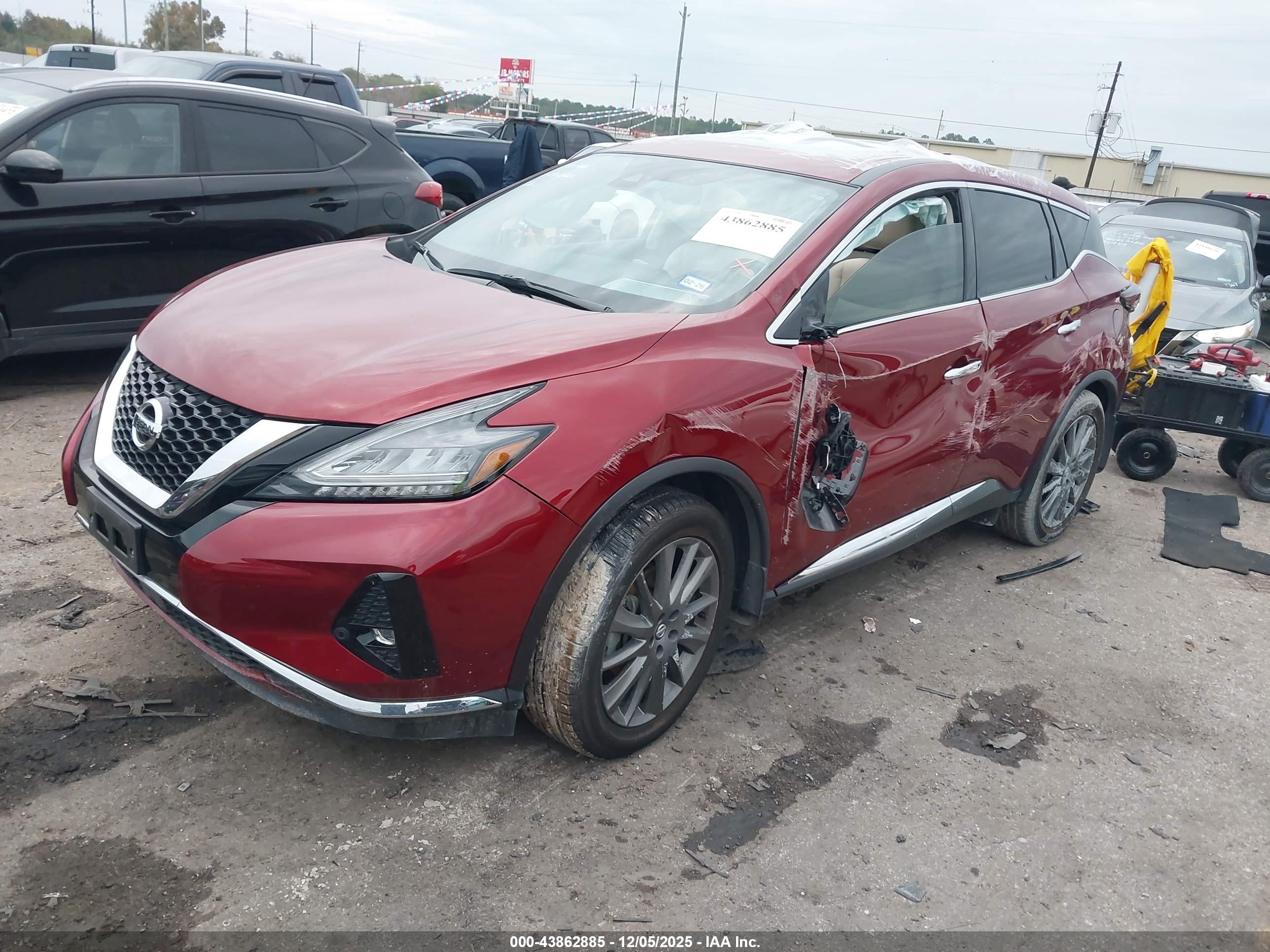 NISSAN MURANO image 2