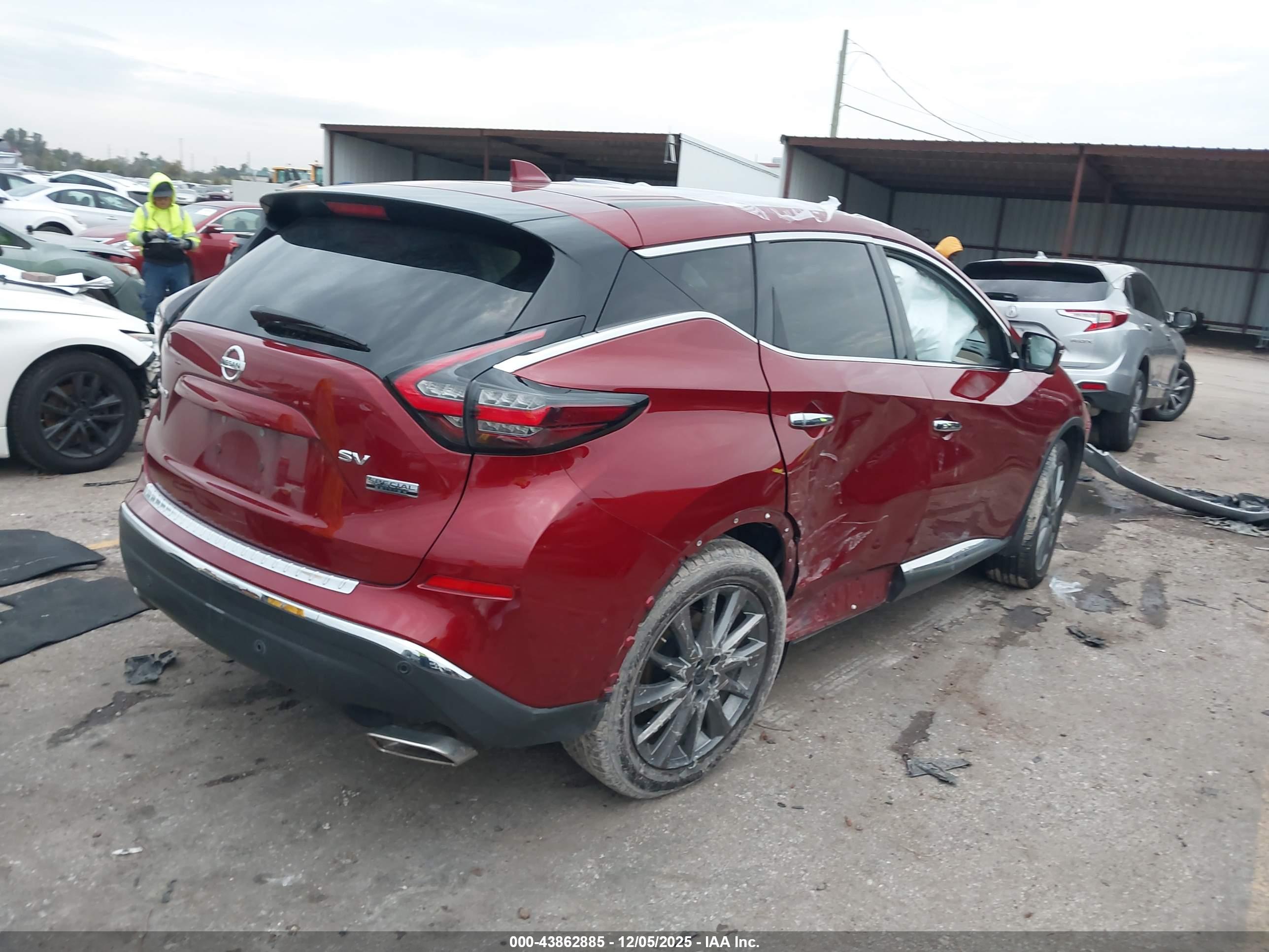 NISSAN MURANO image 4