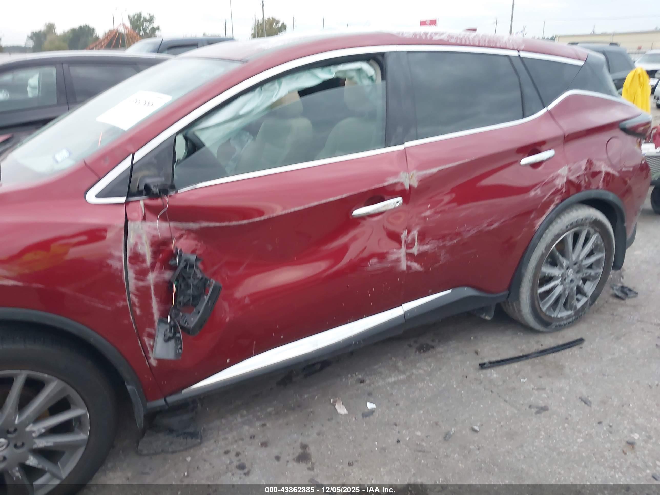 NISSAN MURANO image 6