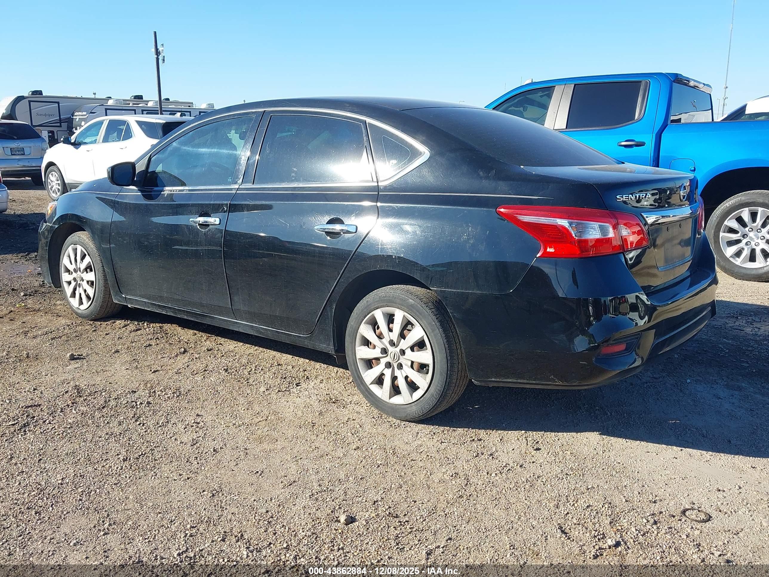 NISSAN SENTRA image 3