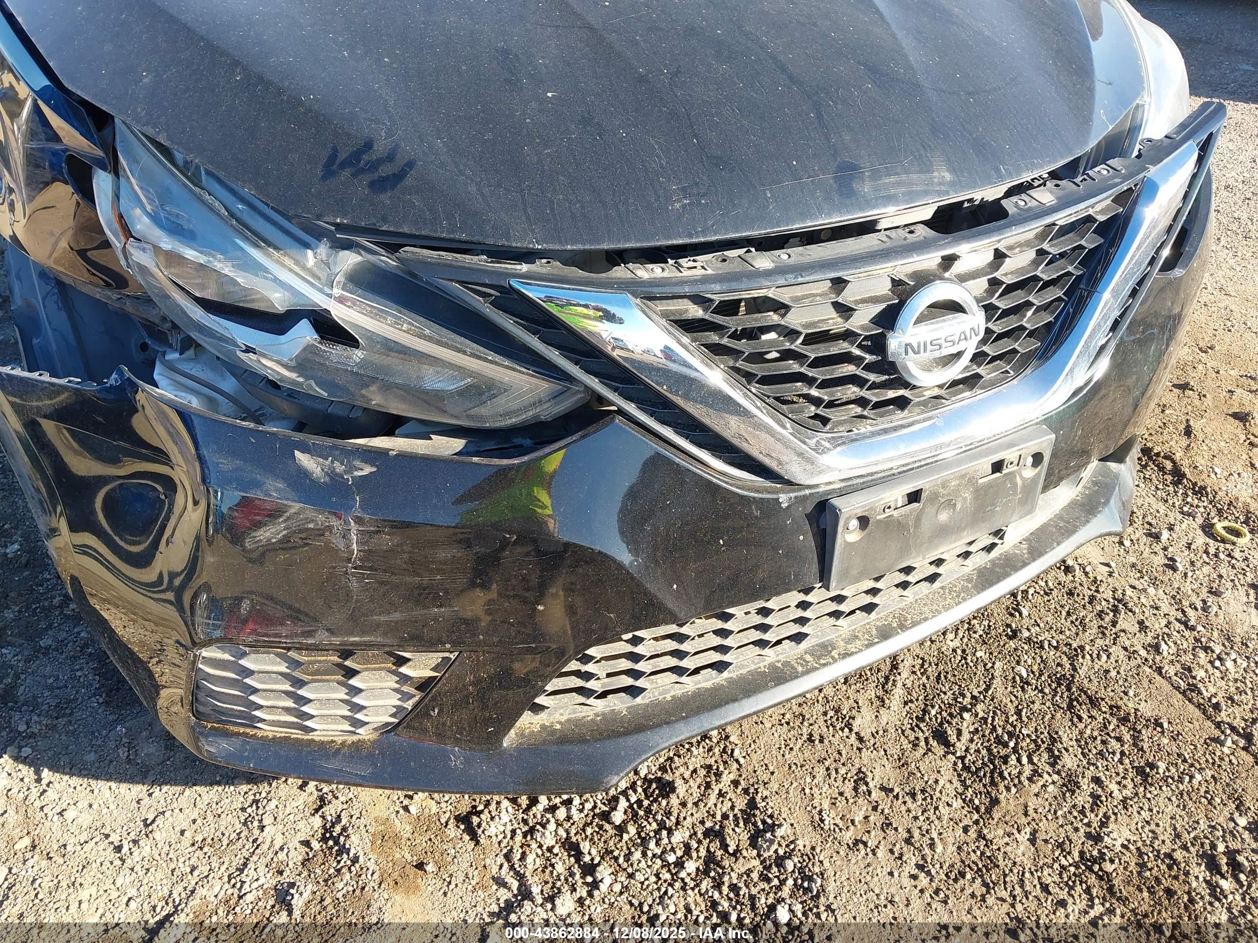 NISSAN SENTRA image 6