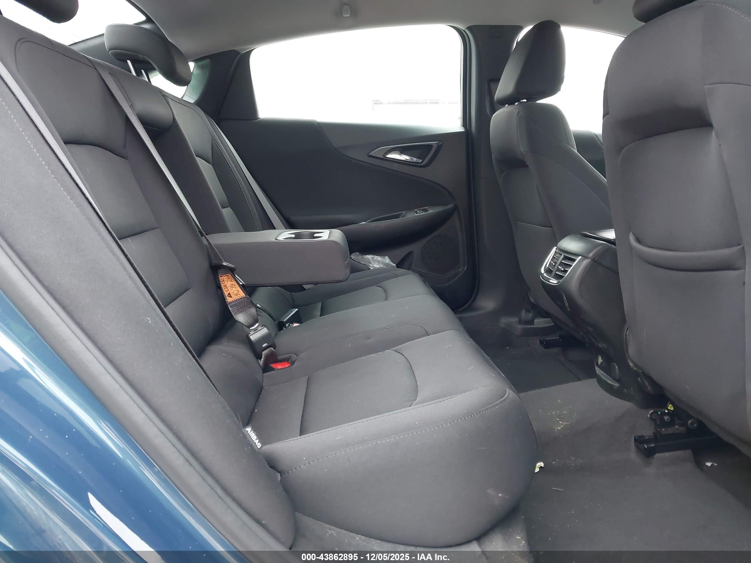 CHEVROLET MALIBU image 8