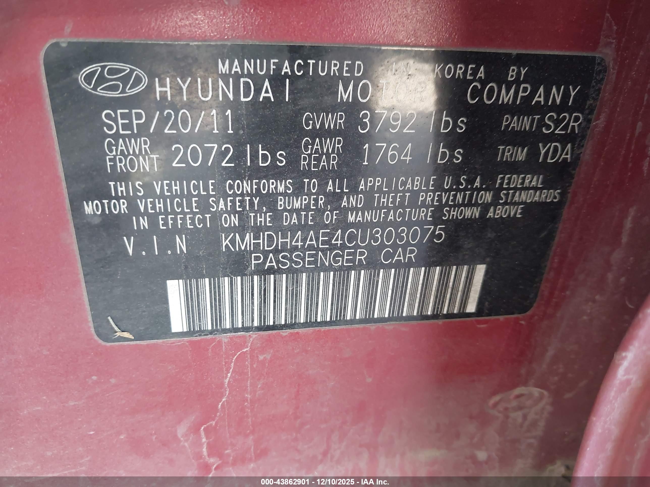 HYUNDAI ELANTRA image 9