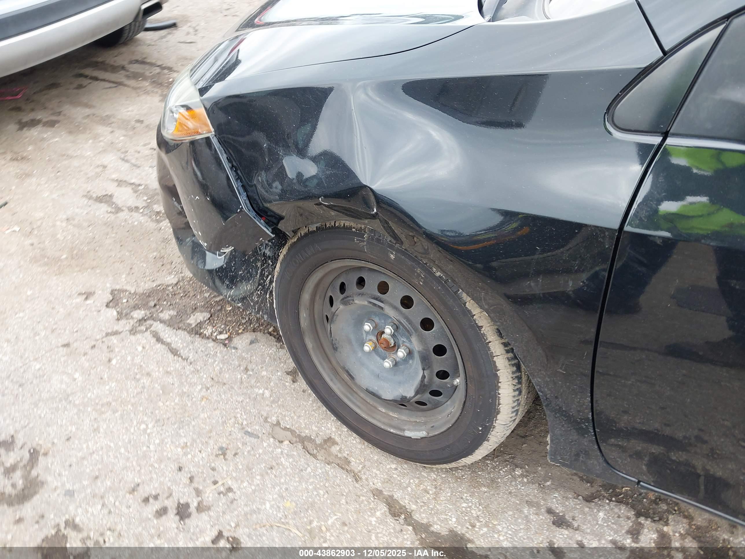 TOYOTA COROLLA image 6
