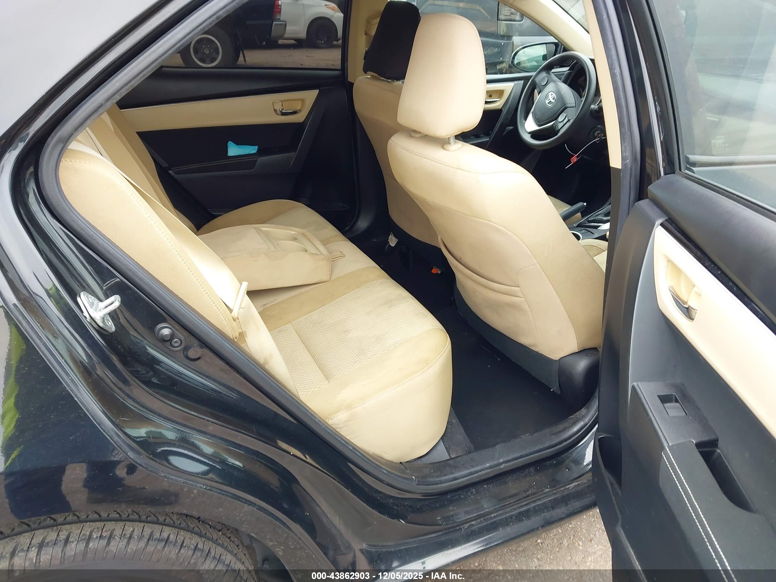TOYOTA COROLLA image 8