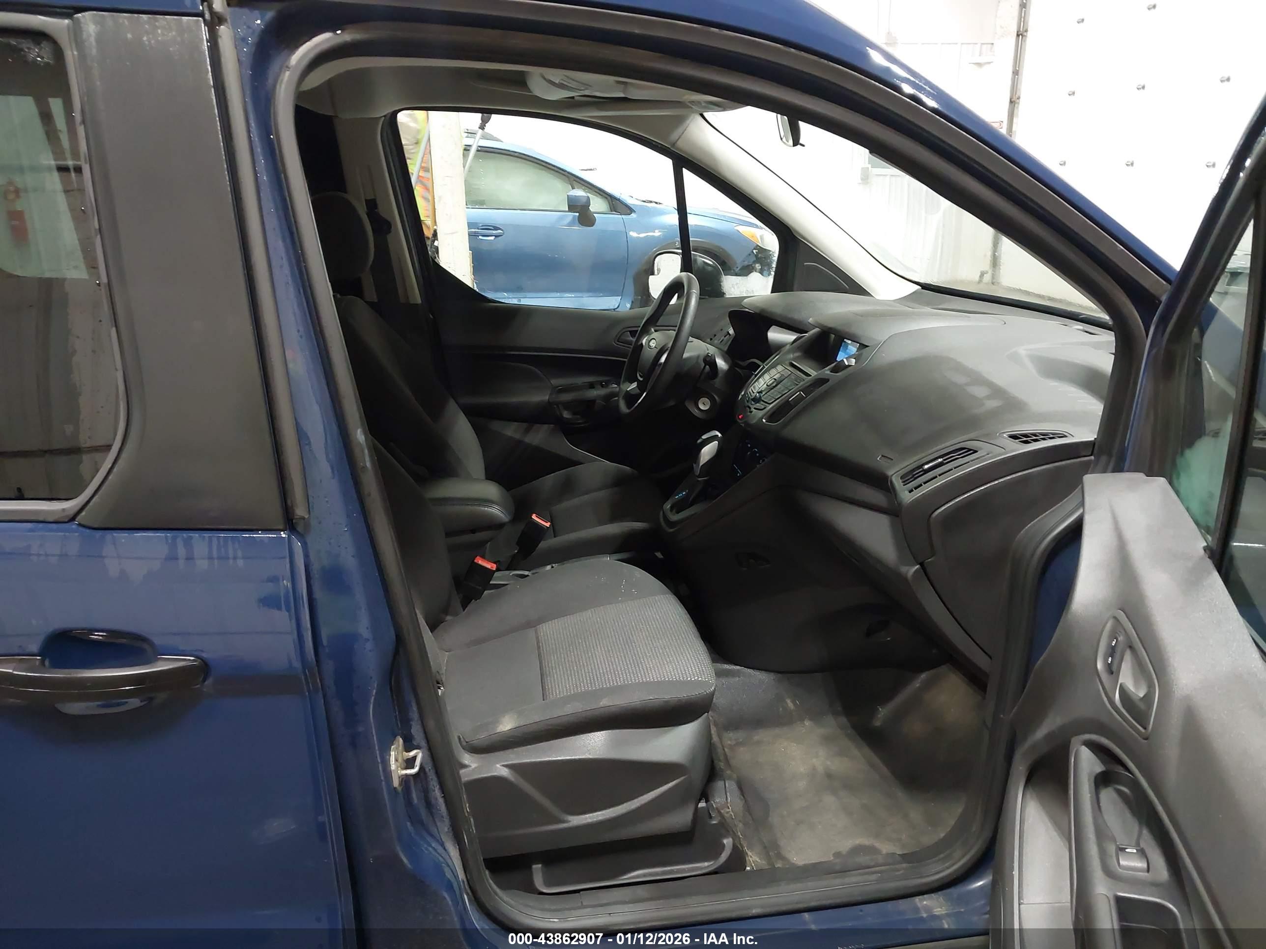 FORD TRANSIT image 5