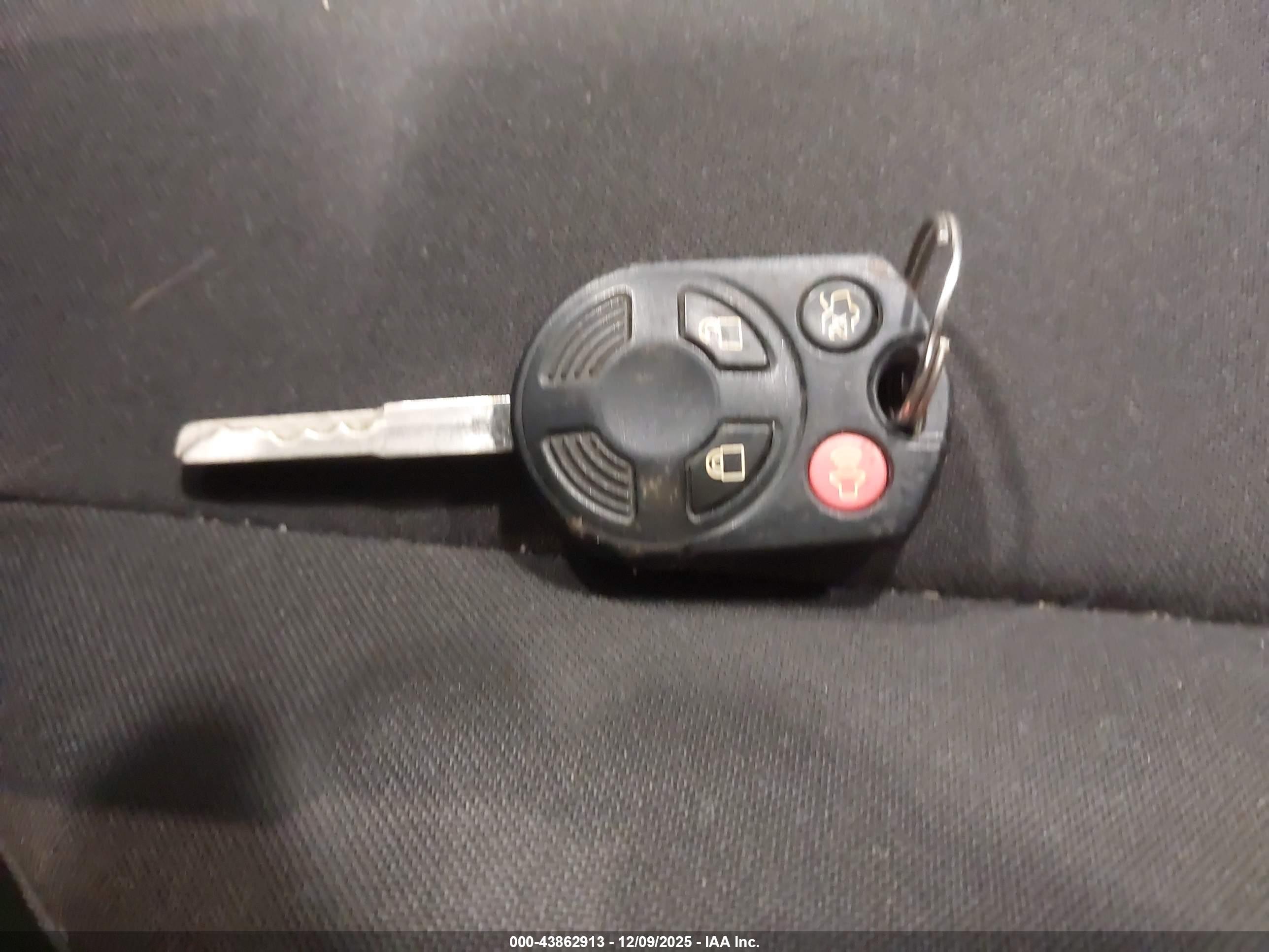 FORD FOCUS image 11