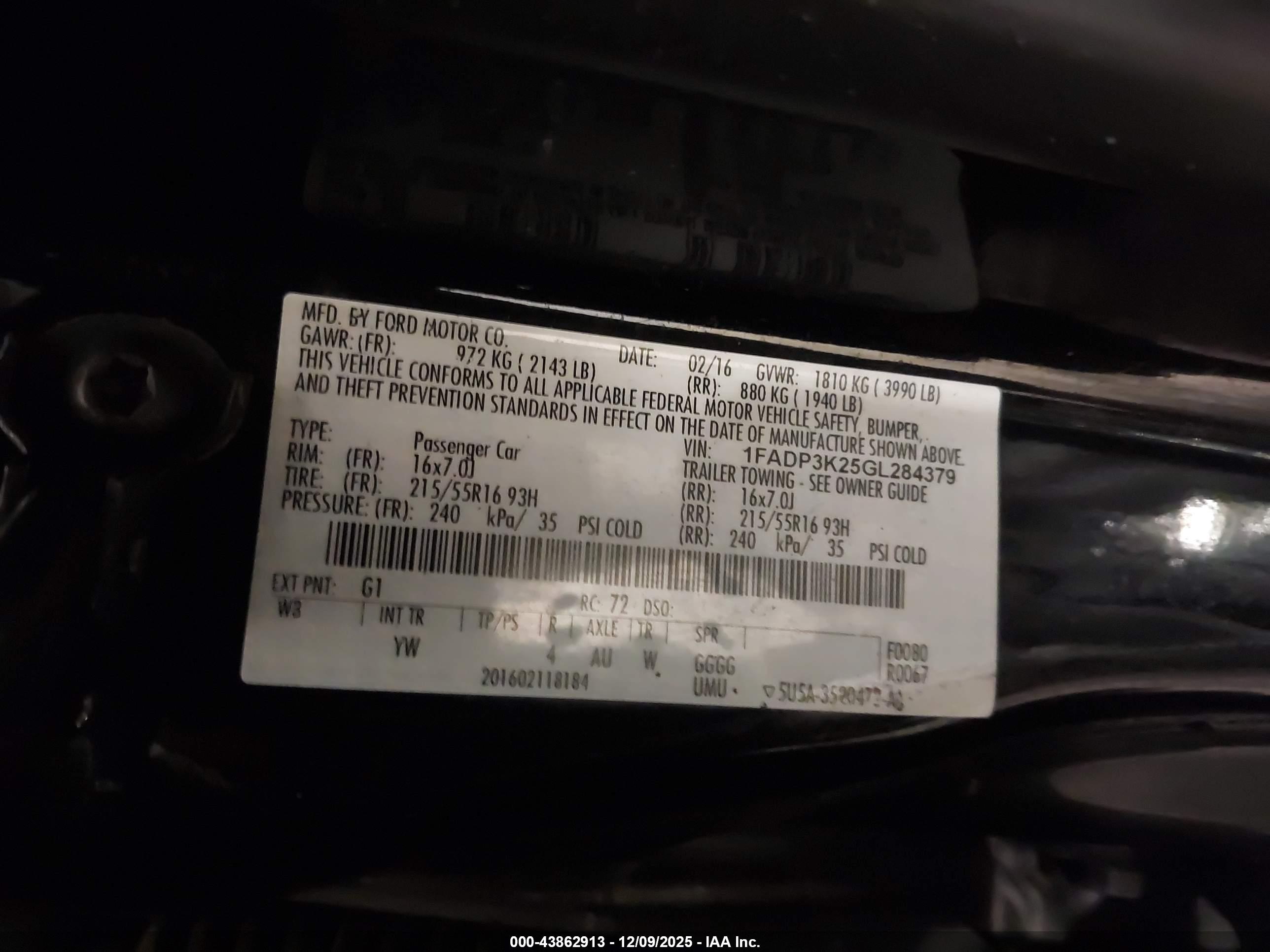 FORD FOCUS image 9