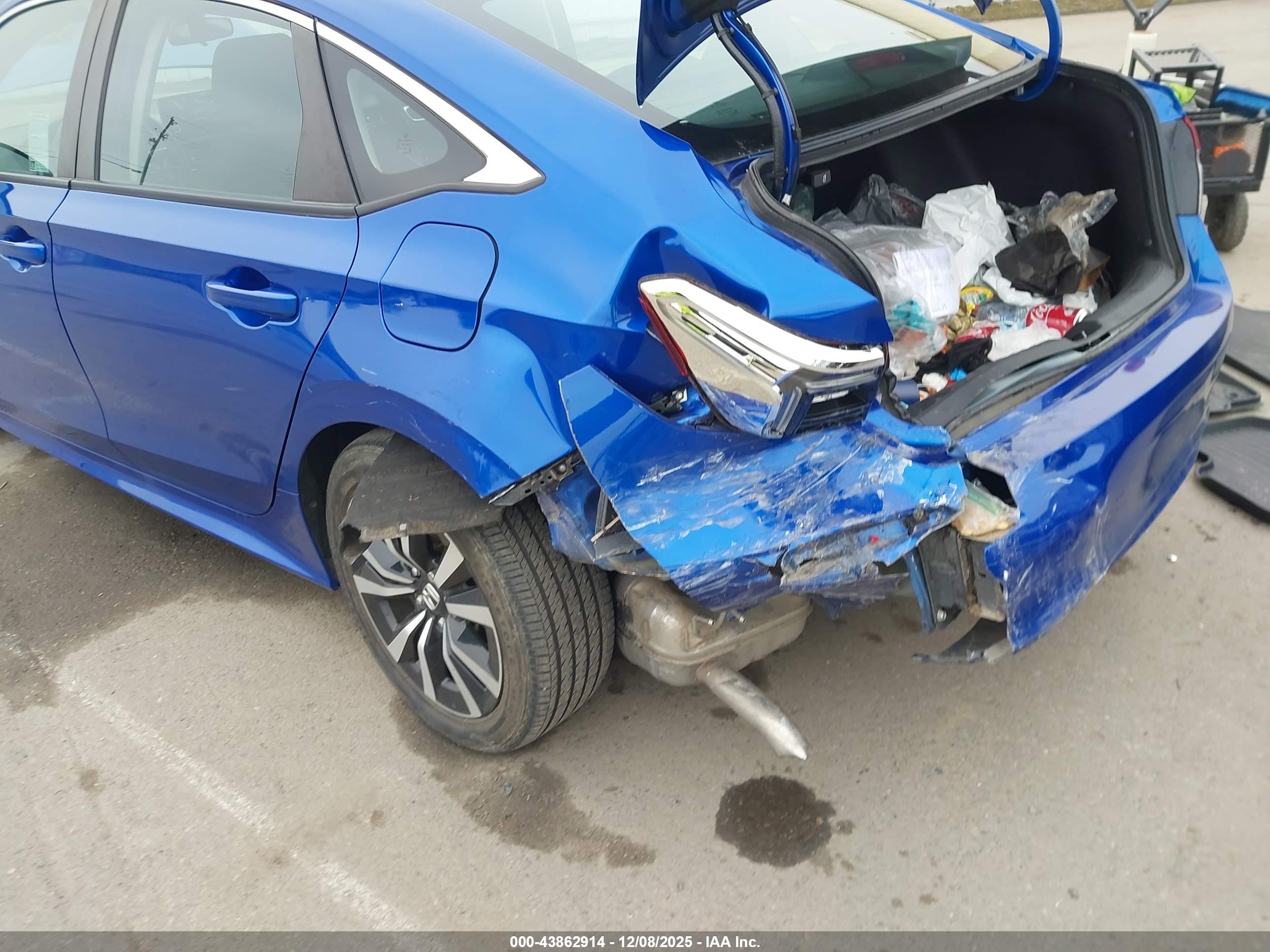 HONDA CIVIC image 6