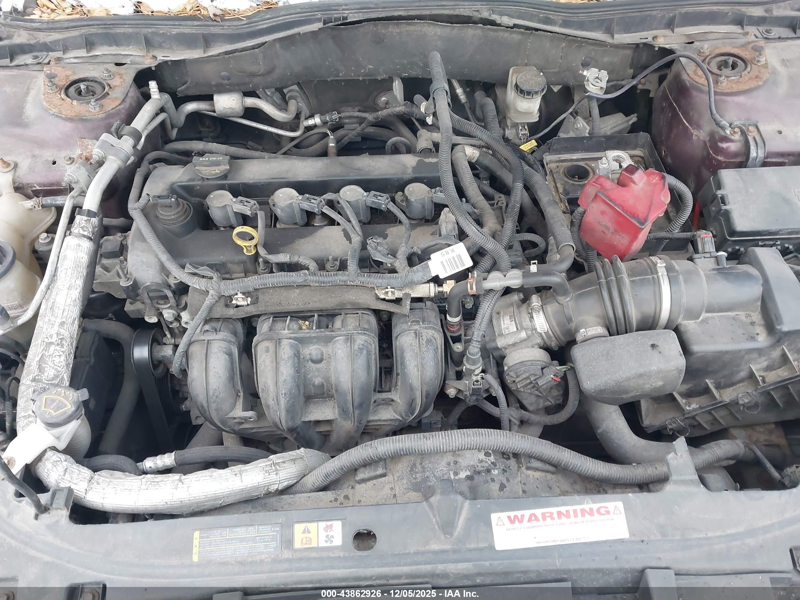 FORD FUSION image 10