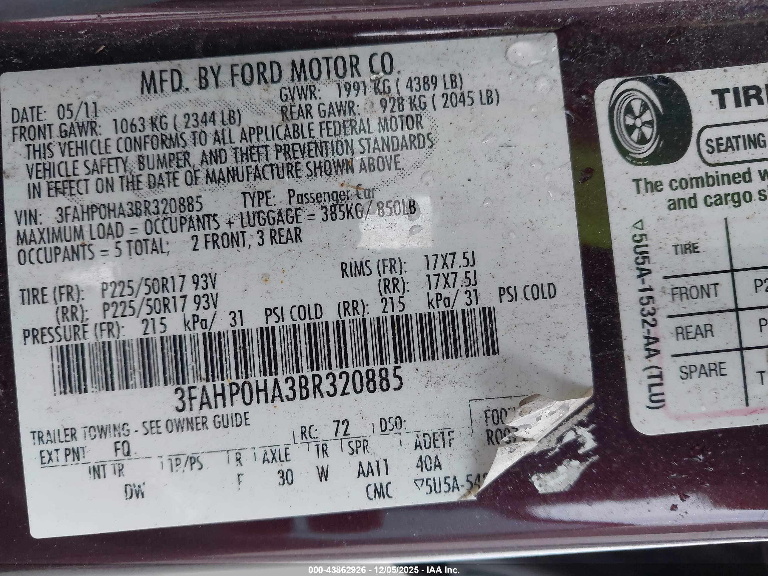 FORD FUSION image 9
