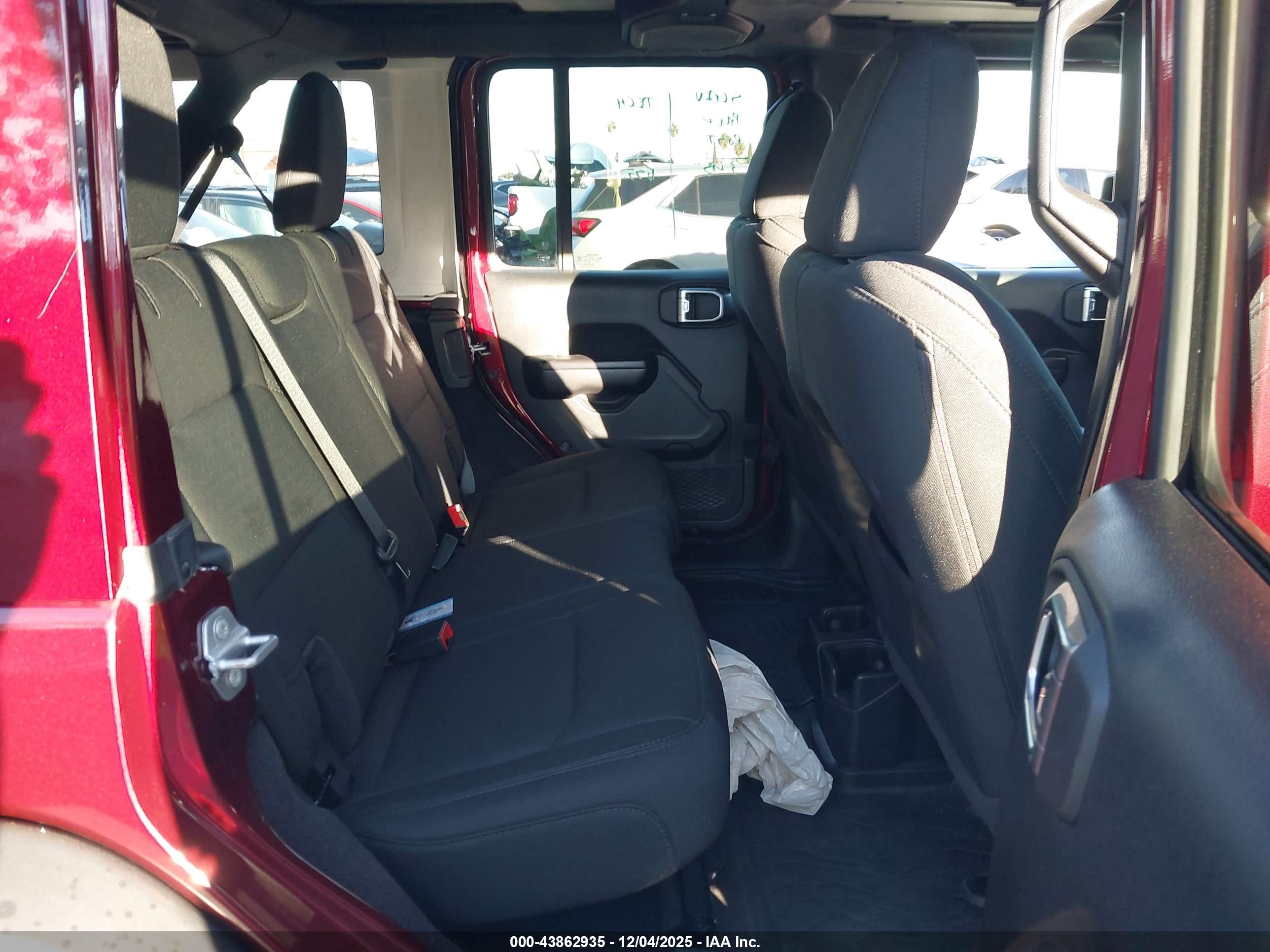 JEEP WRANGLER image 8