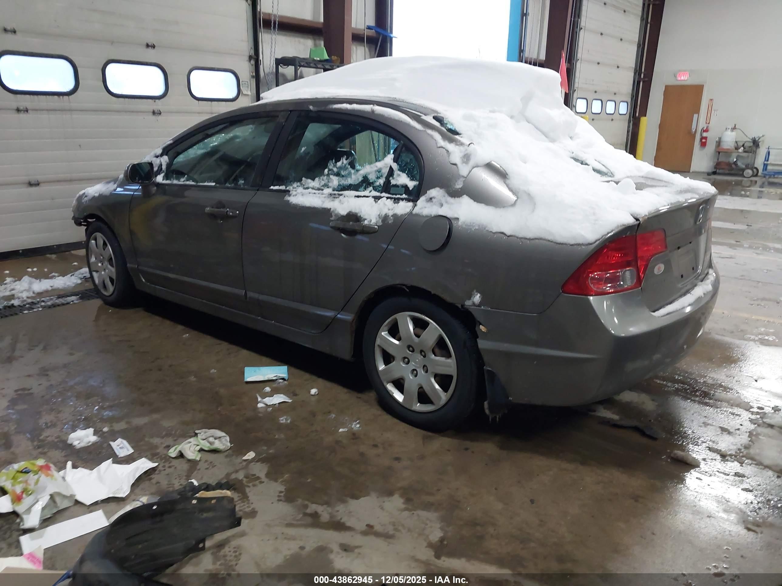 HONDA CIVIC image 3