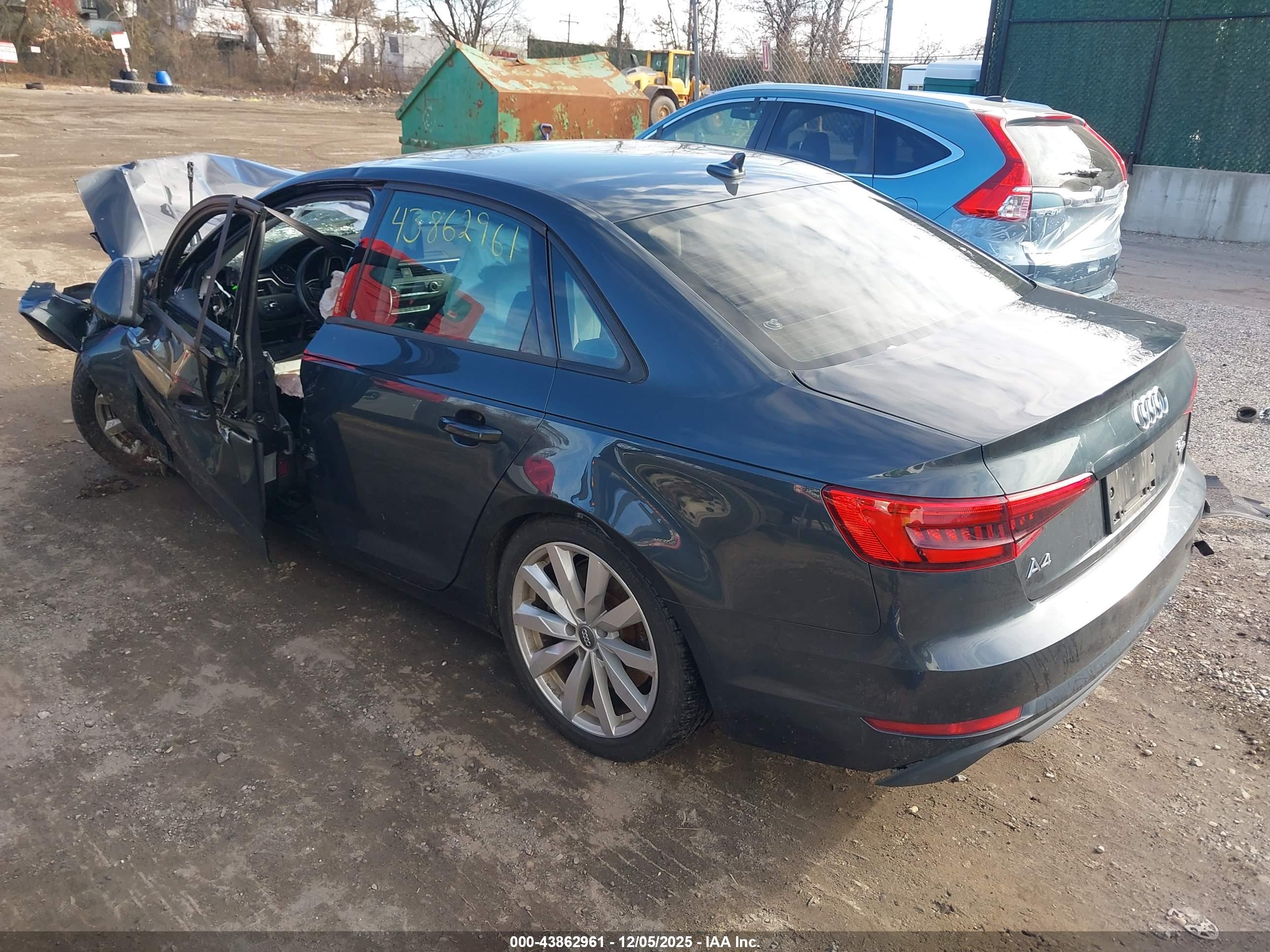 AUDI A4 image 3