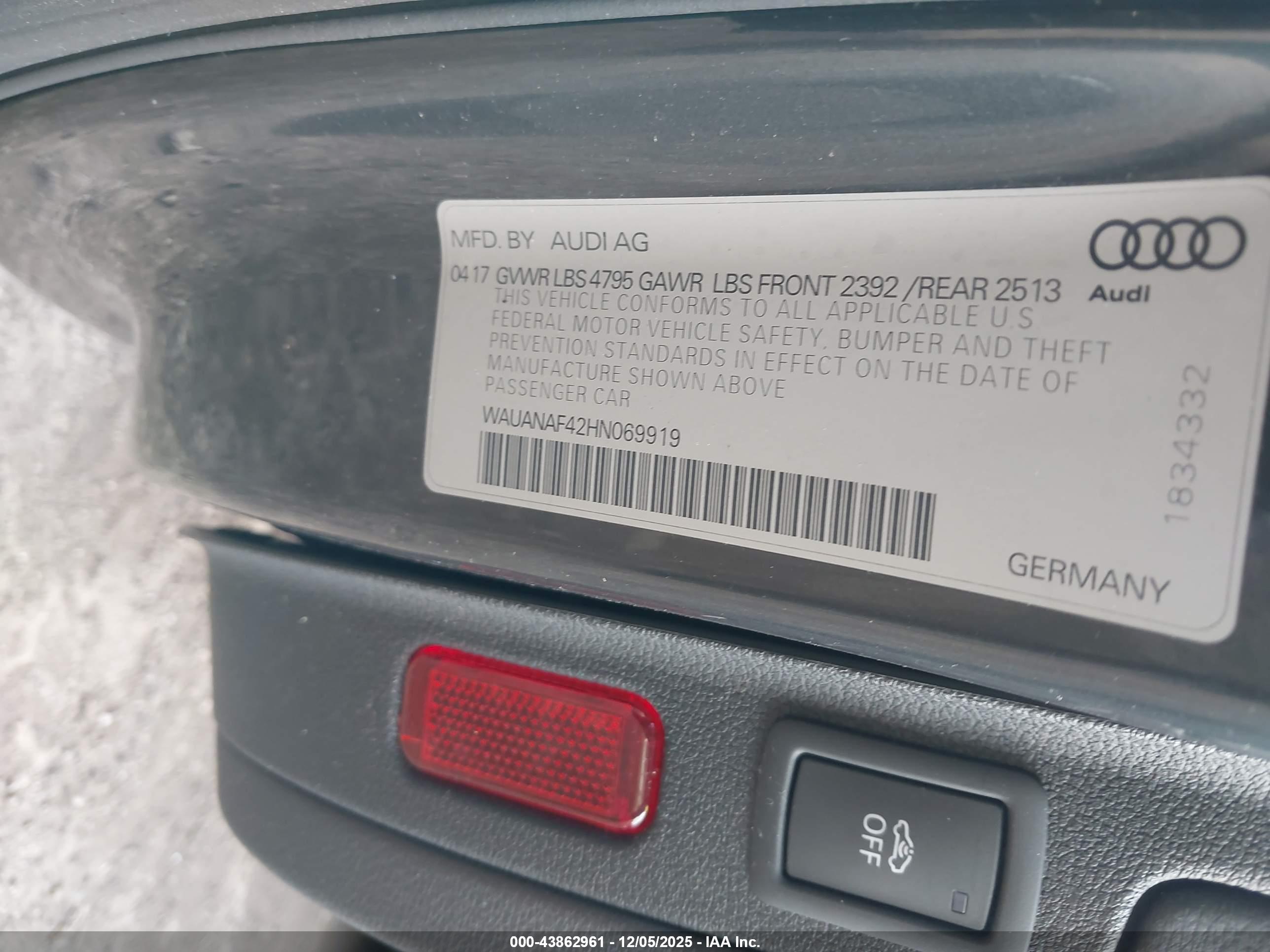 AUDI A4 image 9