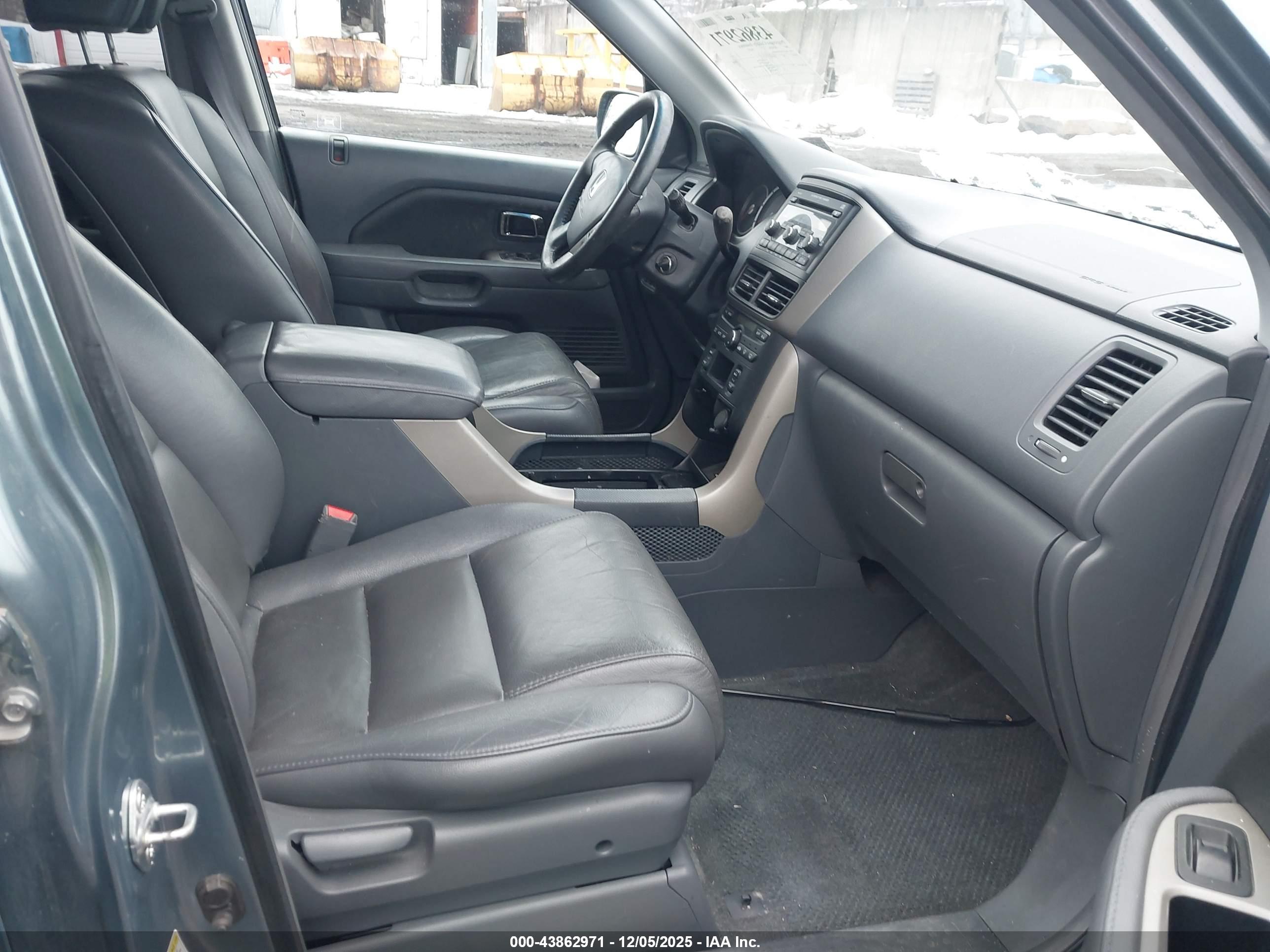 HONDA PILOT image 5