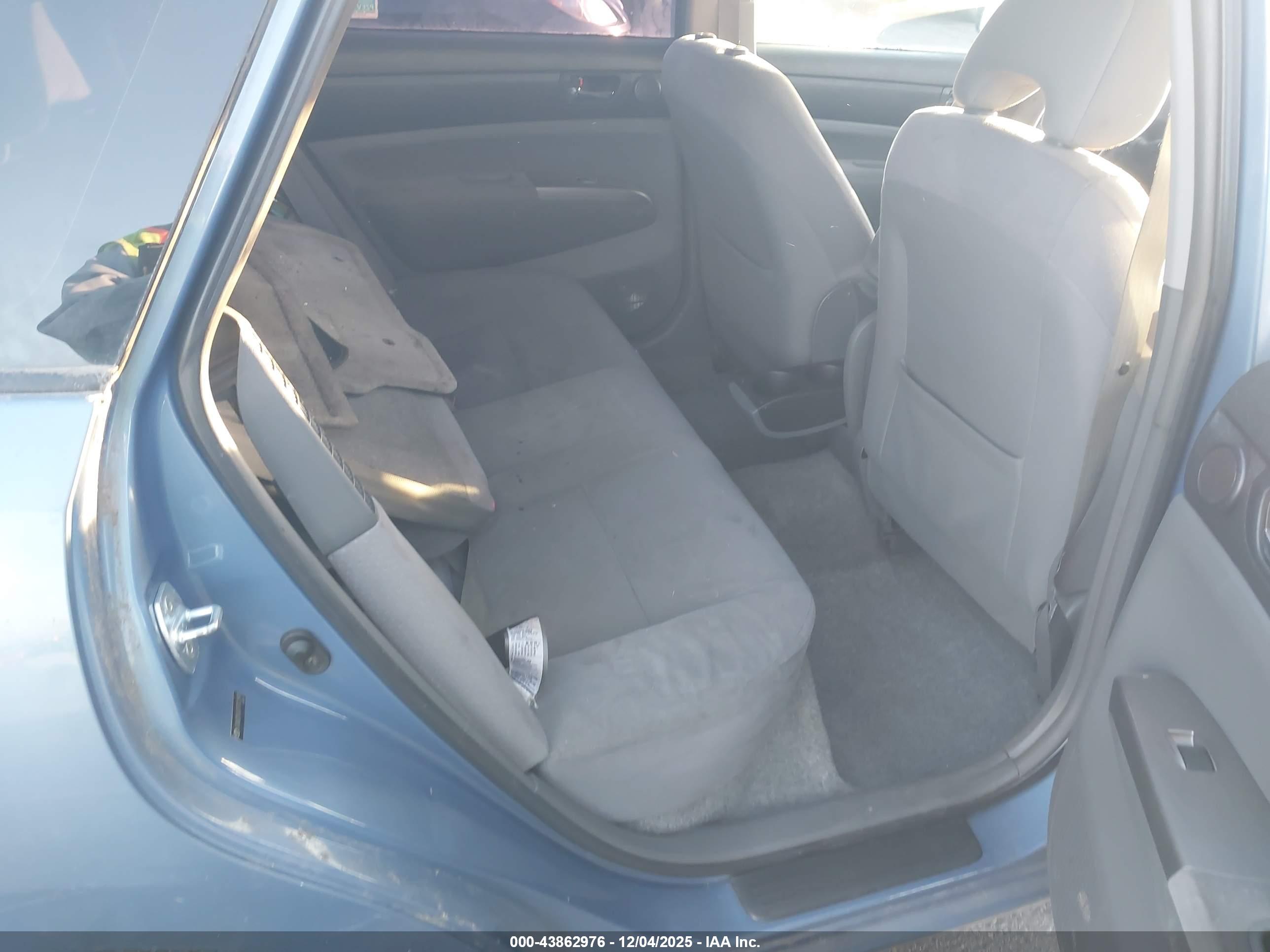 TOYOTA PRIUS image 8