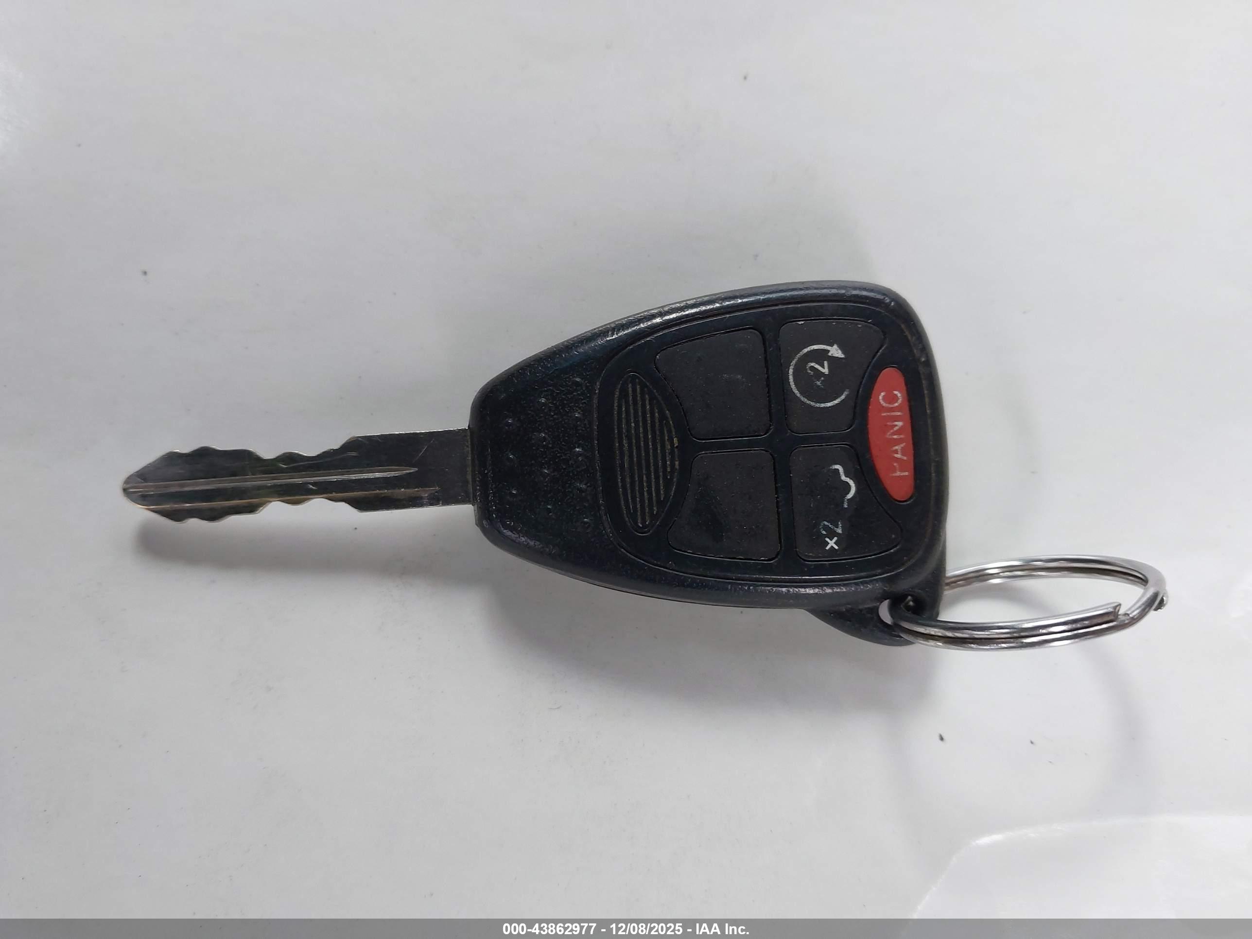 JEEP LIBERTY image 11