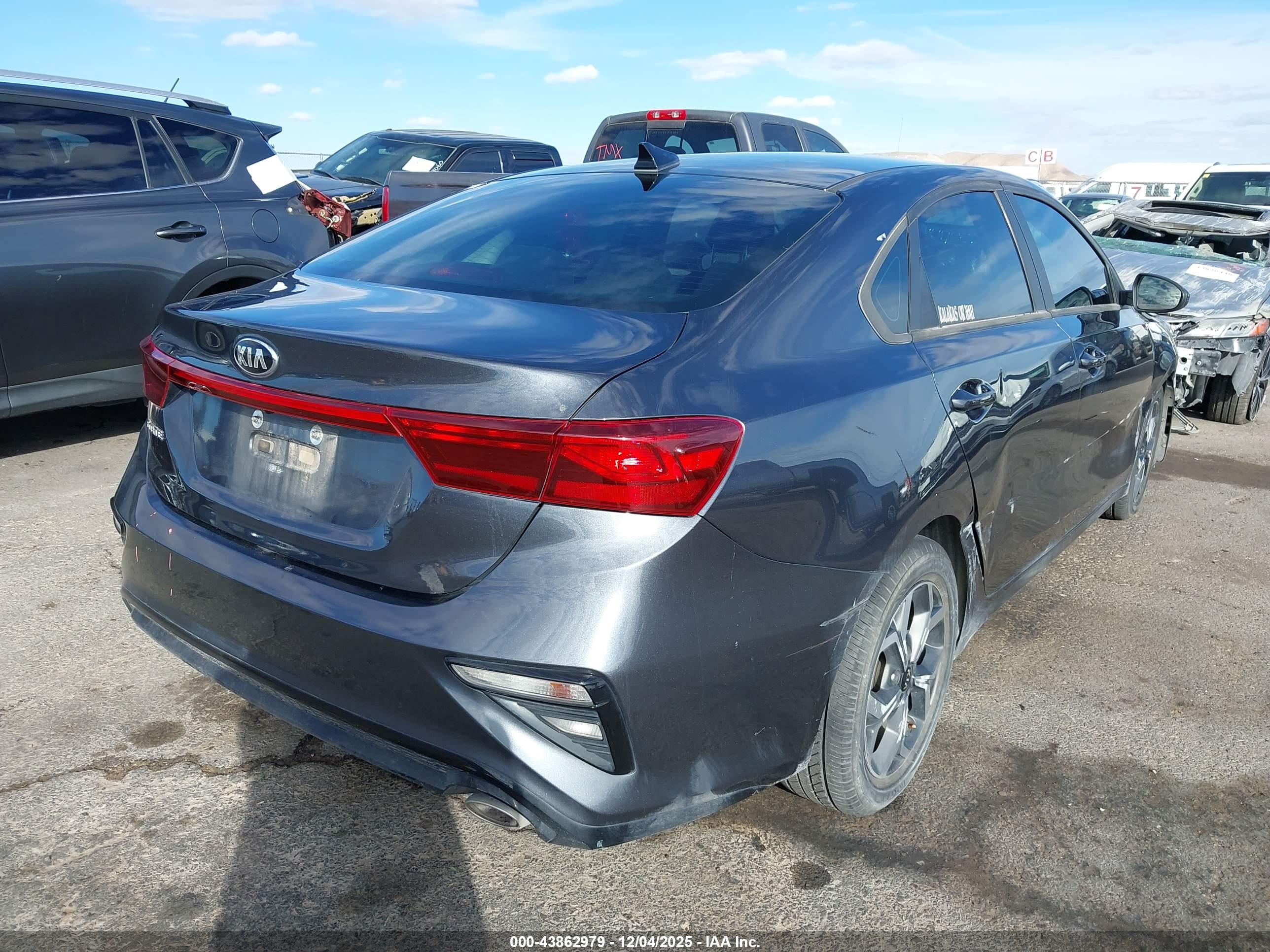 KIA FORTE image 4
