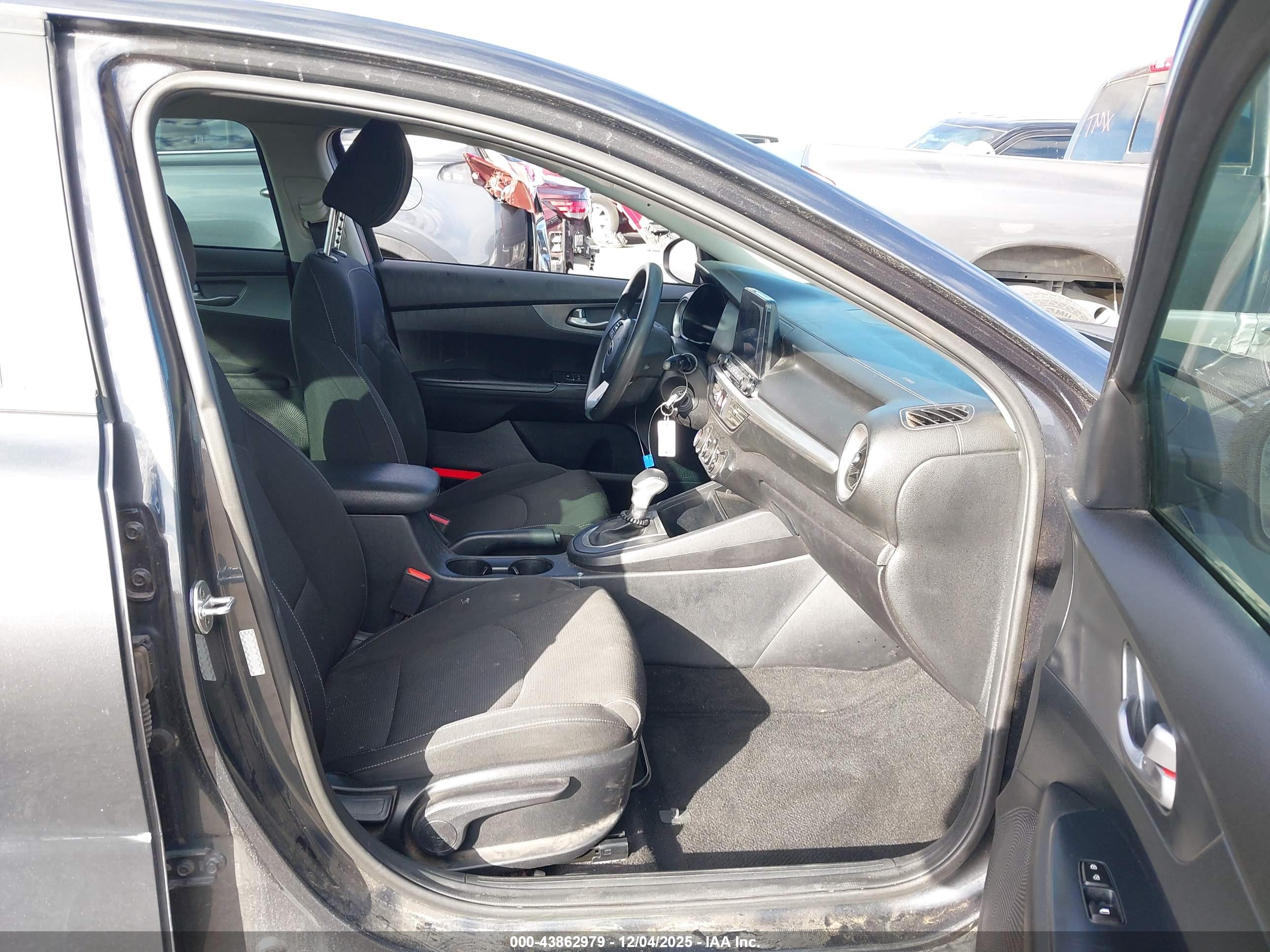 KIA FORTE image 5